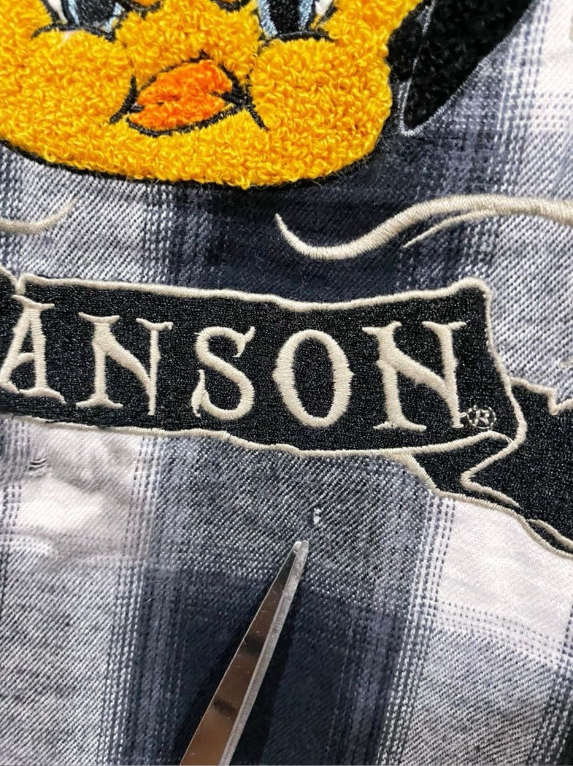 Sports Specialties × Vanson Leathers Vanson Leather & Tweety Collaboration Distressed Shirts Size US XS / EU 42 / 0 - 12 Thumbnail