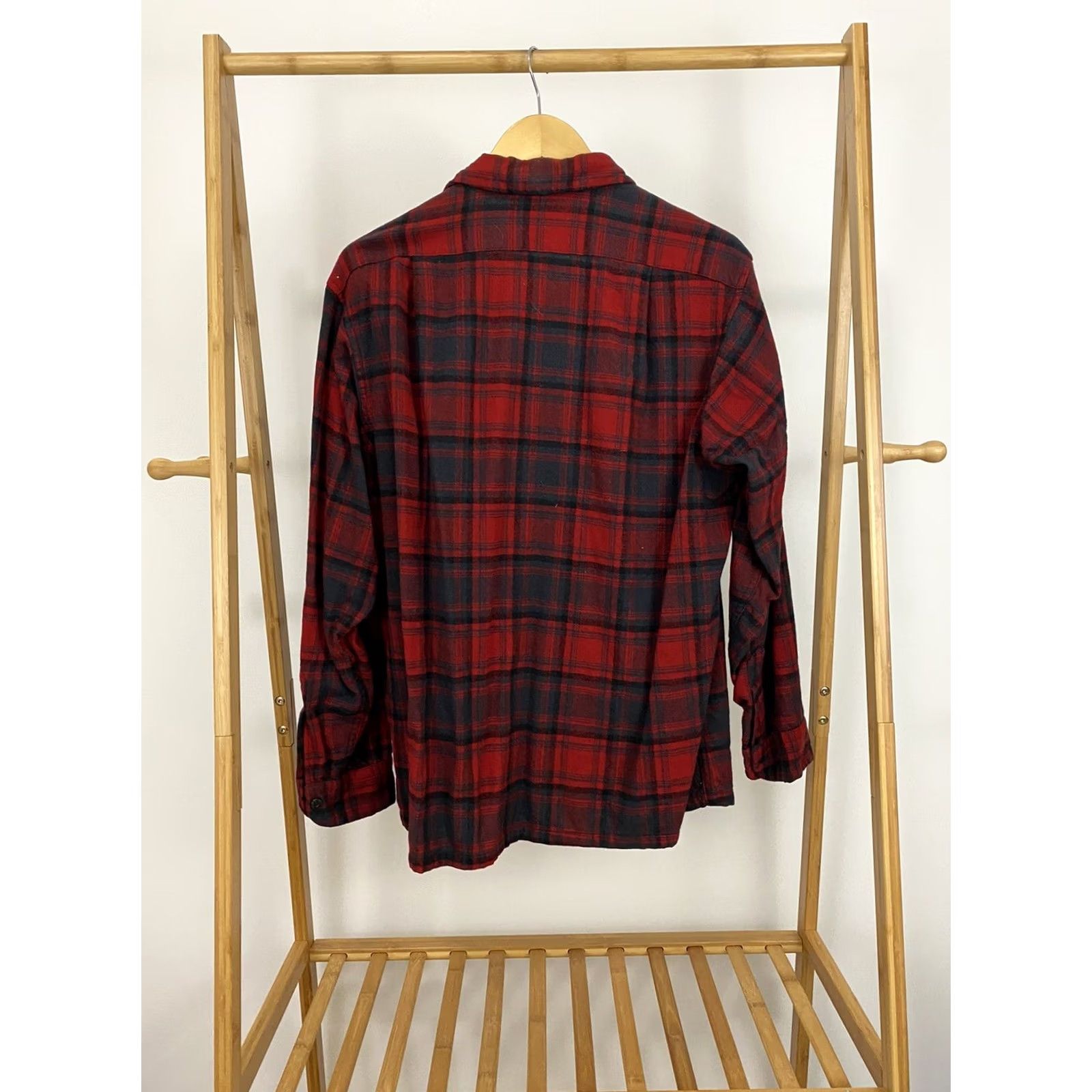 Pendleton VINTAGE Pendleton 60s Board Shirt Red Plaid Wool Flannel Button-Up Shirt Adult Large Mens Size US L / EU 52-54 / 3 - 2 Thumbnail