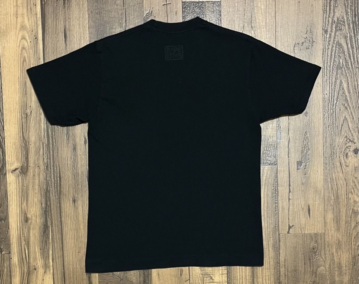 Bape × Kaws Bape Baby Milo x Kaws tee shirt Size US M / EU 48-50 / 2 - 2 Thumbnail
