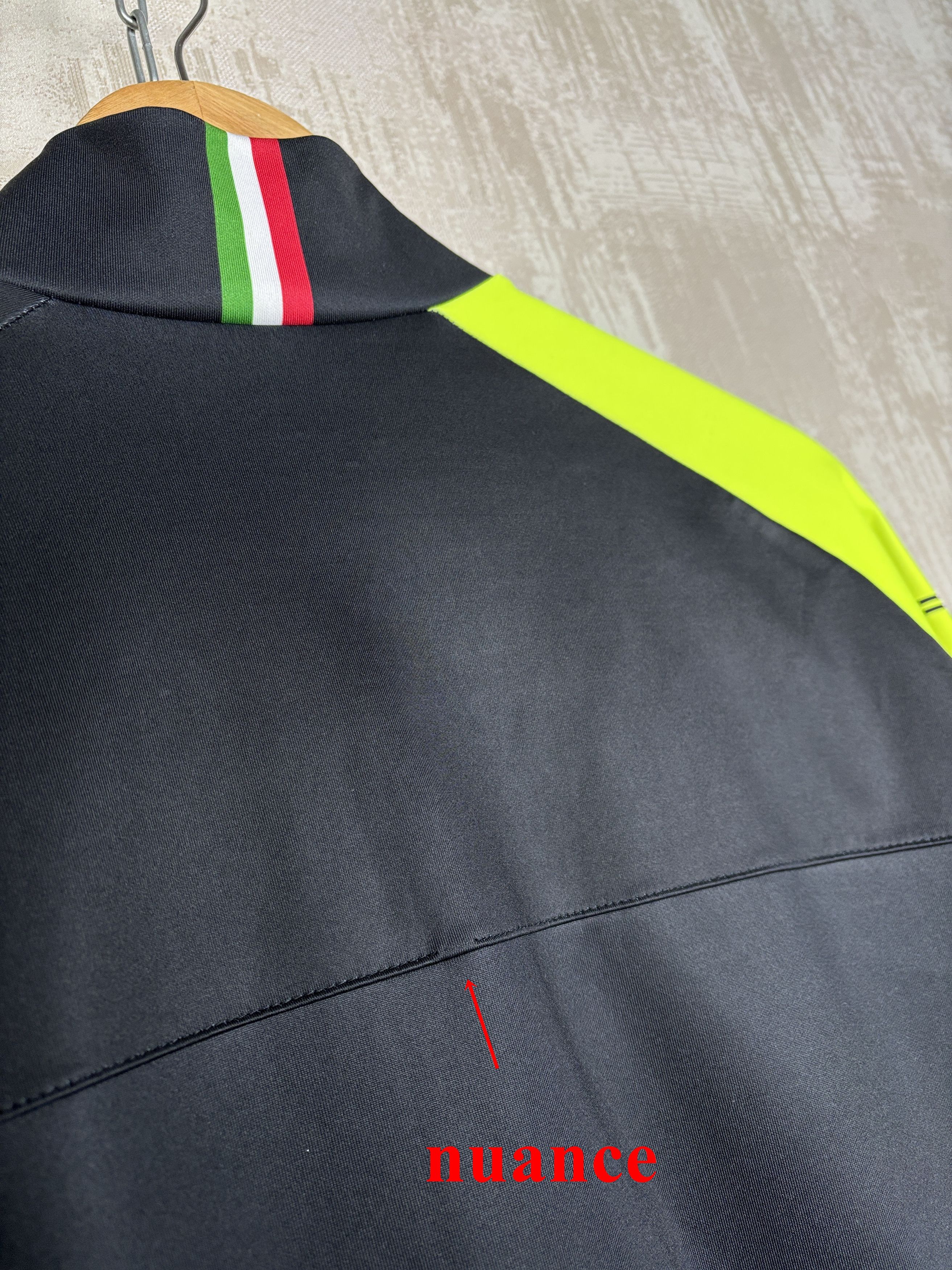 Bicycle Santini 65 Gore Windstopper Cycling Jacket Size US L / EU 52-54 / 3 - 14 Thumbnail