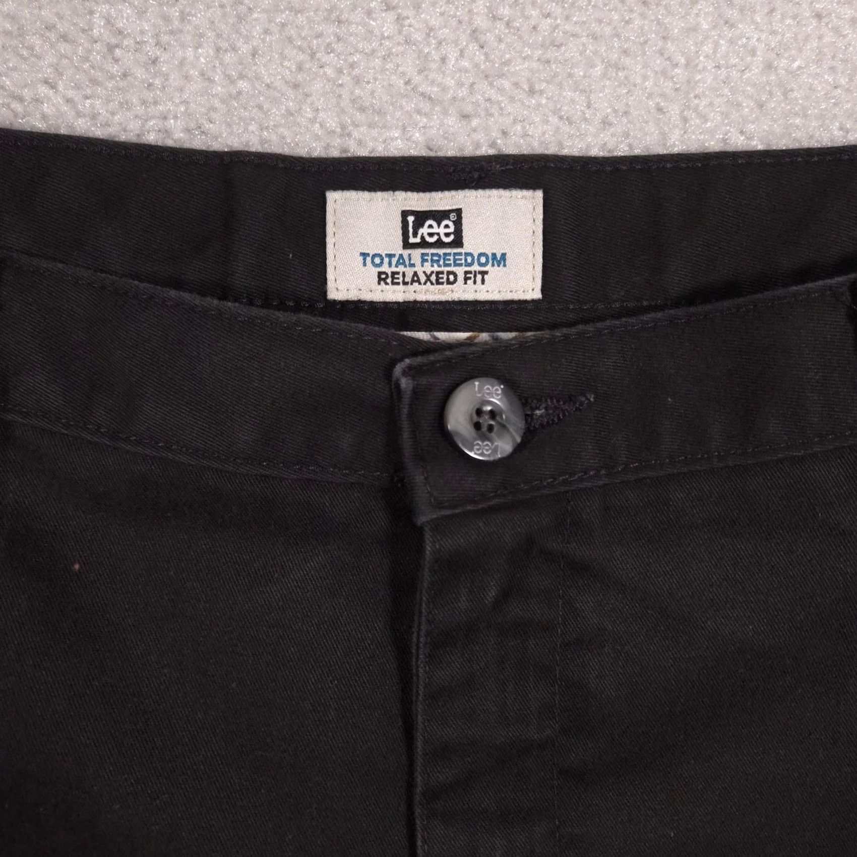 Lee Lee Total Freedom Pants Mens 40x30 Black Relaxed Fit Chino Straight Leg Casual Size US 40 / EU 56 - 5 Thumbnail