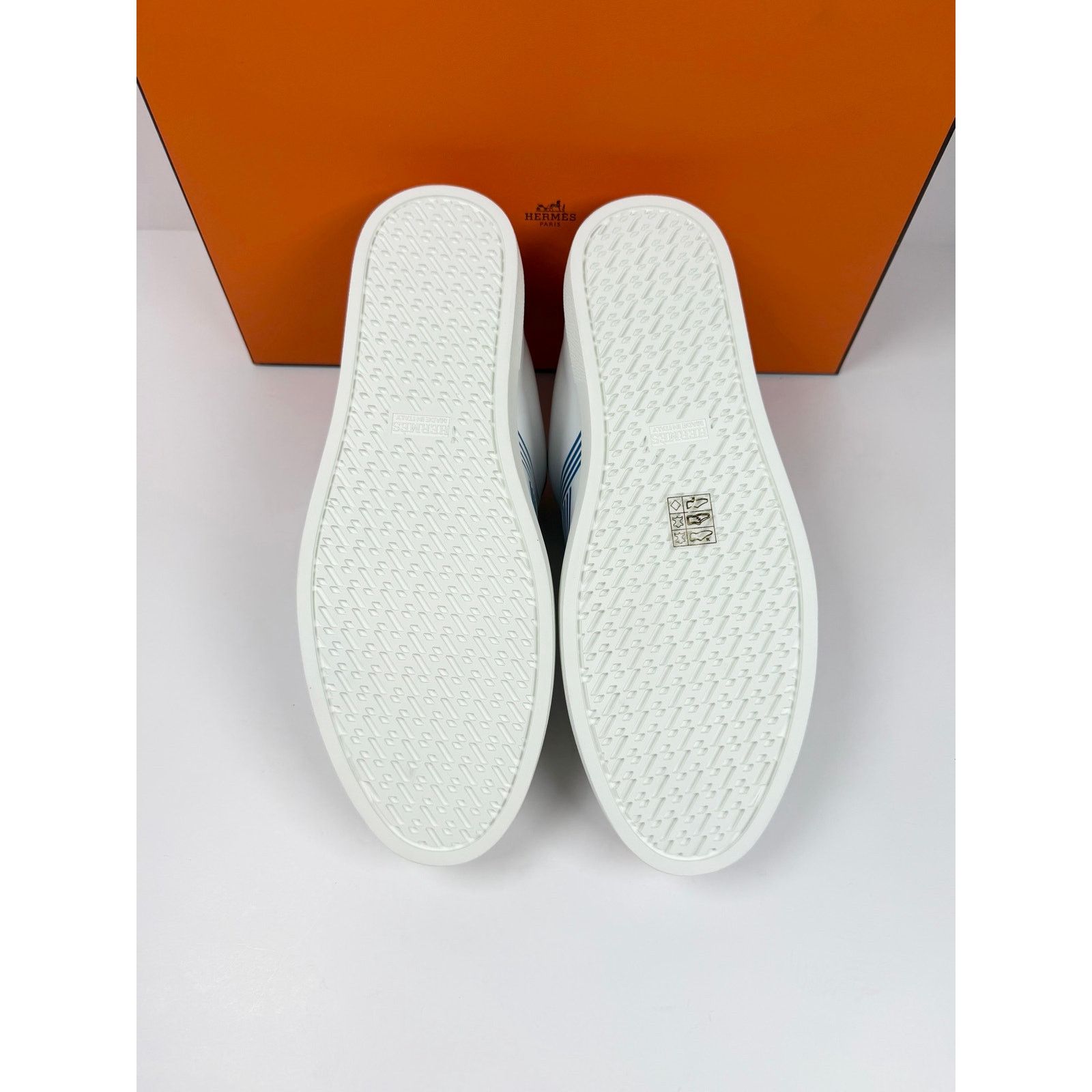 Hermes Size 8.5 - Hermes Advantage White Blue Leather Sneakers NEW Size US 8.5 / EU 41-42 - 8 Thumbnail