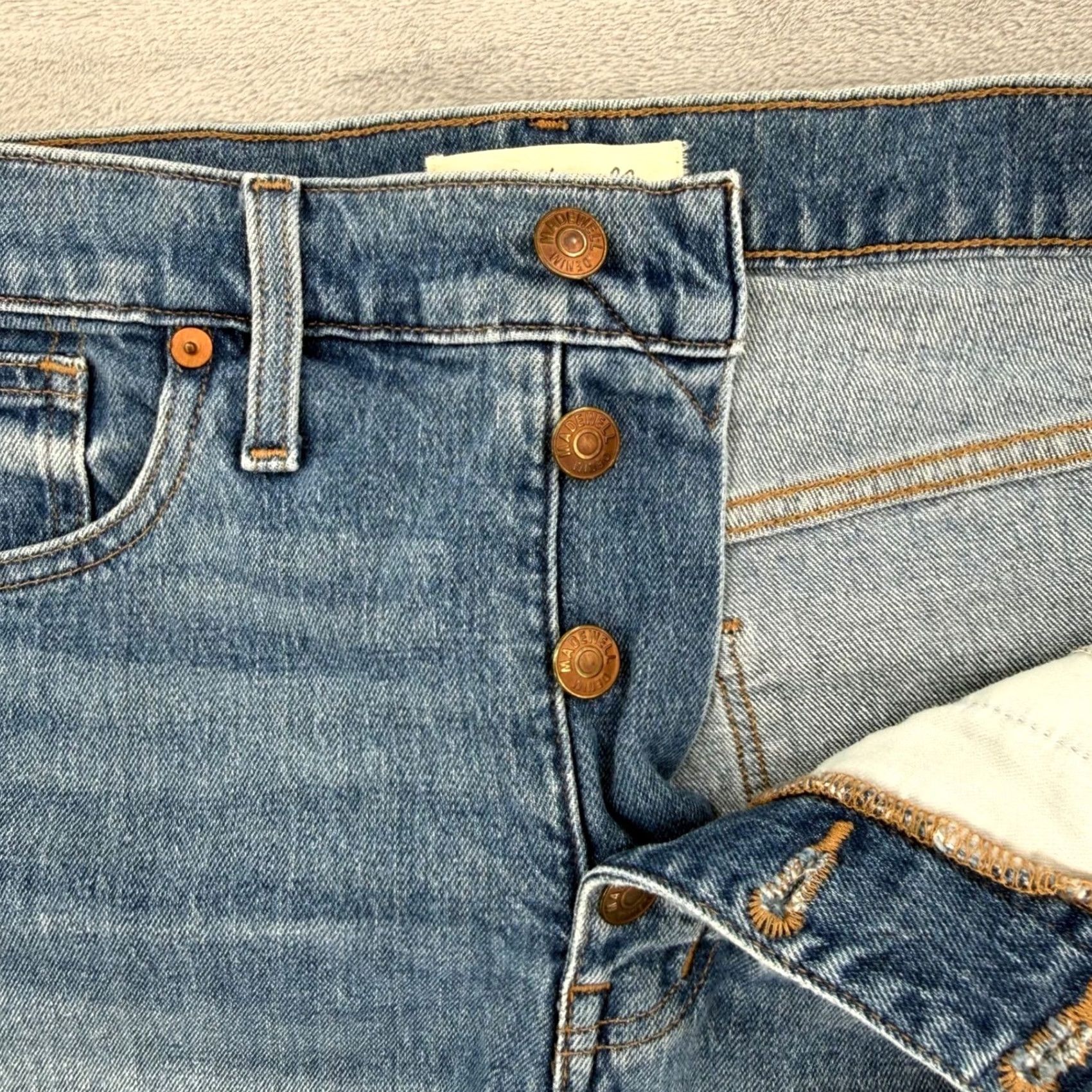 Madewell Madewell High-Rise Denim Shorts Button Fly Raw Hem Medium Wash Women's 29 Size 24" / US 00 / IT 34 - 3 Thumbnail
