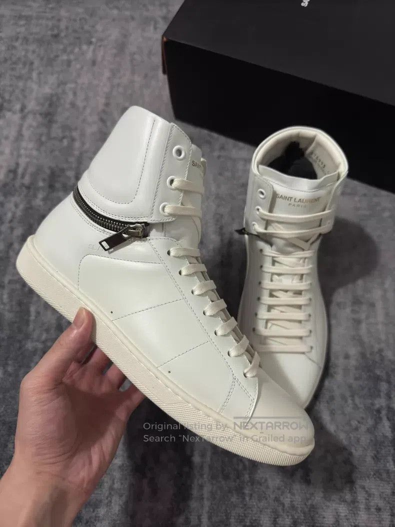 Saint Laurent Paris Saint Laurent Paris Cowhide Pure White High-top Adjustable Size US 7 / EU 40 - 2 Thumbnail
