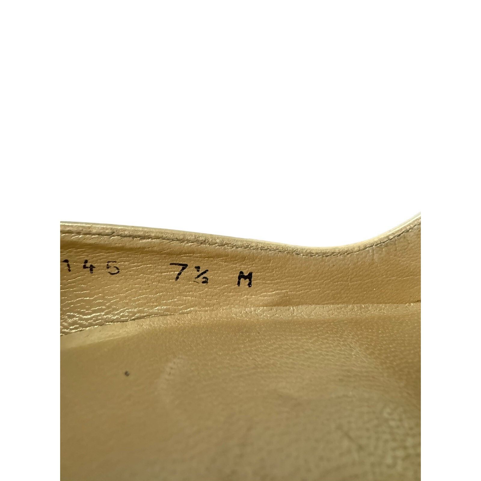 Stuart Weitzman Stuart Weitzman Nouveau Patent Leather Champagne Heels Size US 7.5 / IT 37.5 - 6 Thumbnail