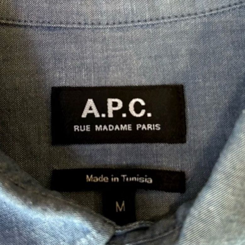 A.P.C. A.P.C. Button-Down Oxford Shirt Long Sleeve Men’s Medium Blue Solid Cotton Woven Regular Pocket Vintage: No Size US S / EU 44-46 / 1 - 5 Thumbnail