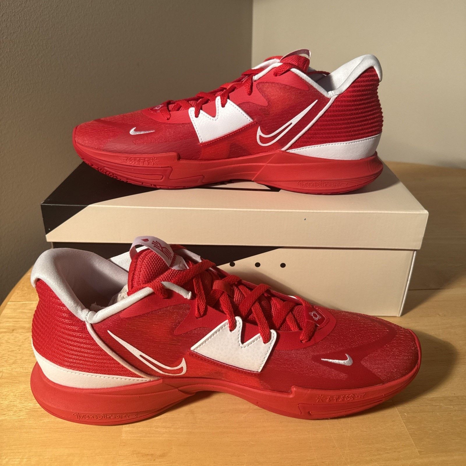 Nike Nike Kyrie 5 Low TB University Red Size 14 Men's Basketball Size US 14 / EU 47 - 3 Thumbnail