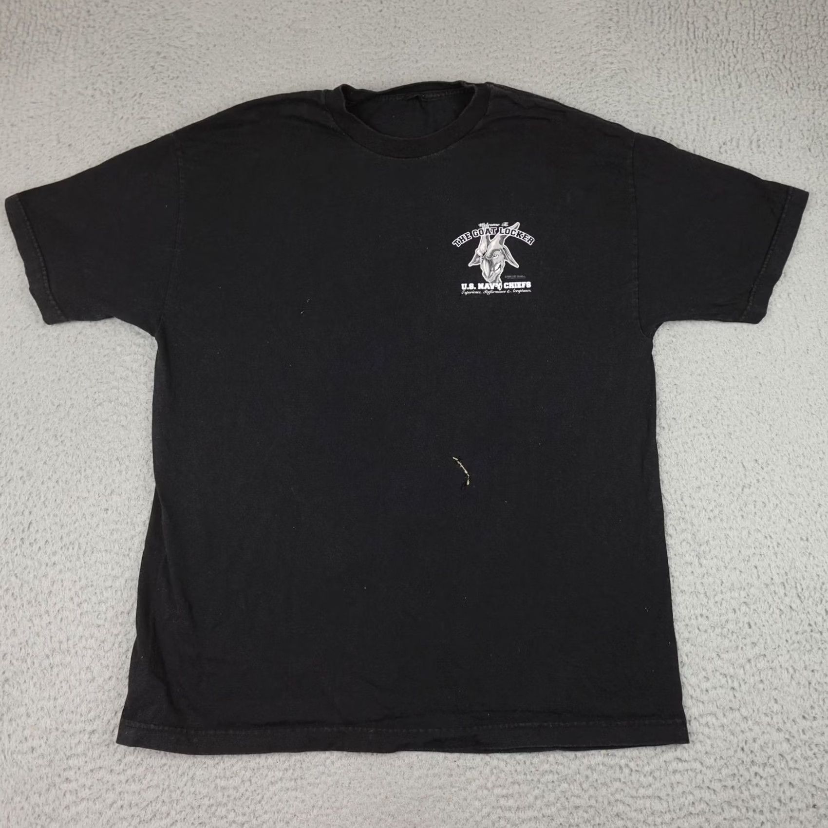 Vintage VINTAGE US Navy Chiefs Shirt Mens Large Goat Locker Military Graphic 2006 Tee Size US L / EU 52-54 / 3 - 2 Thumbnail