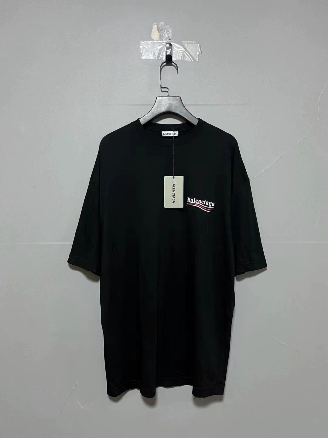Balenciaga Balenciaga Black Coke Short Sleeve Size US S / EU 44-46 / 1 - 1 Thumbnail