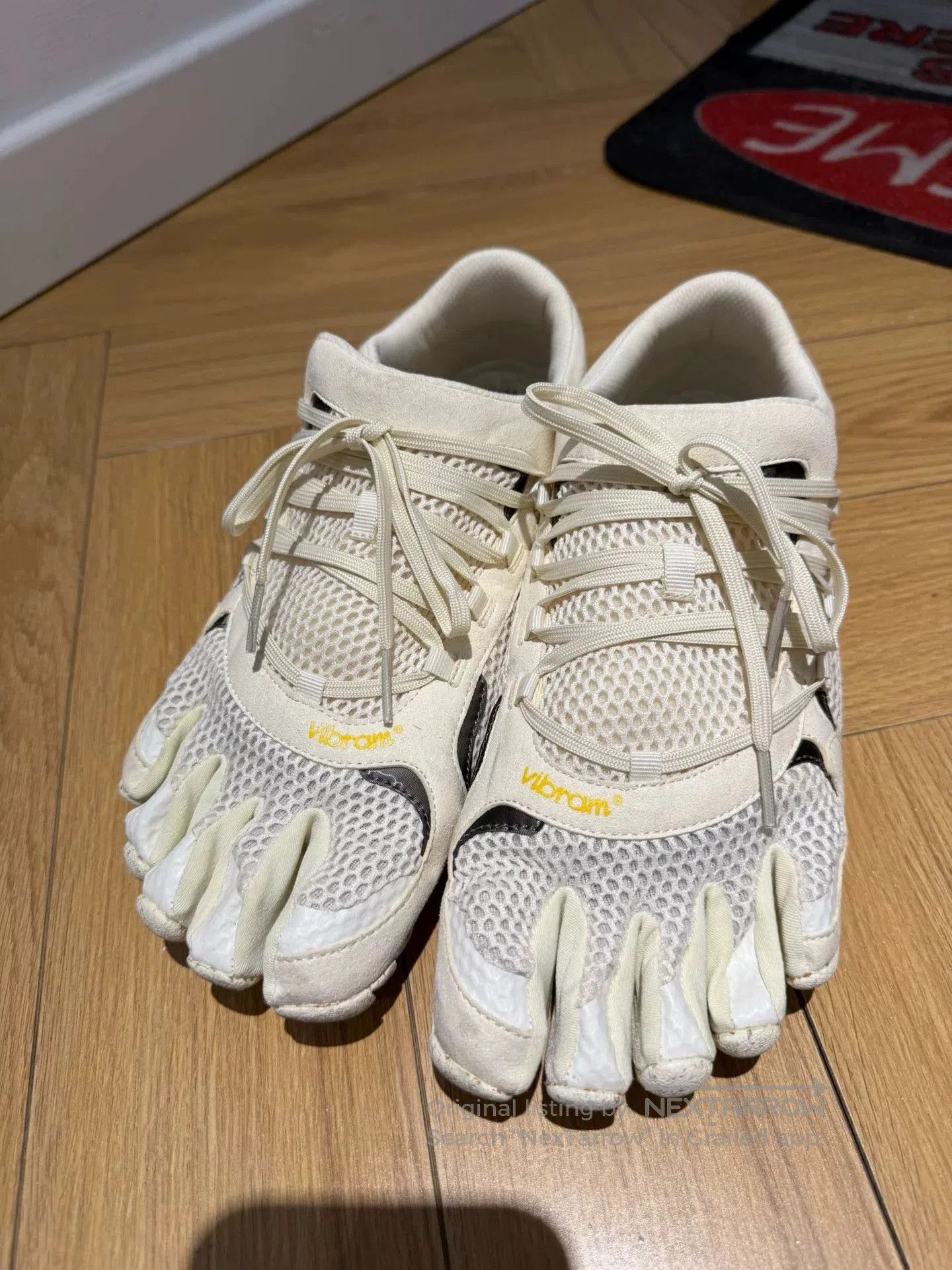 Vibram vibram five finger fitness shoes for men. Size US 9 / EU 42 - 1 Thumbnail