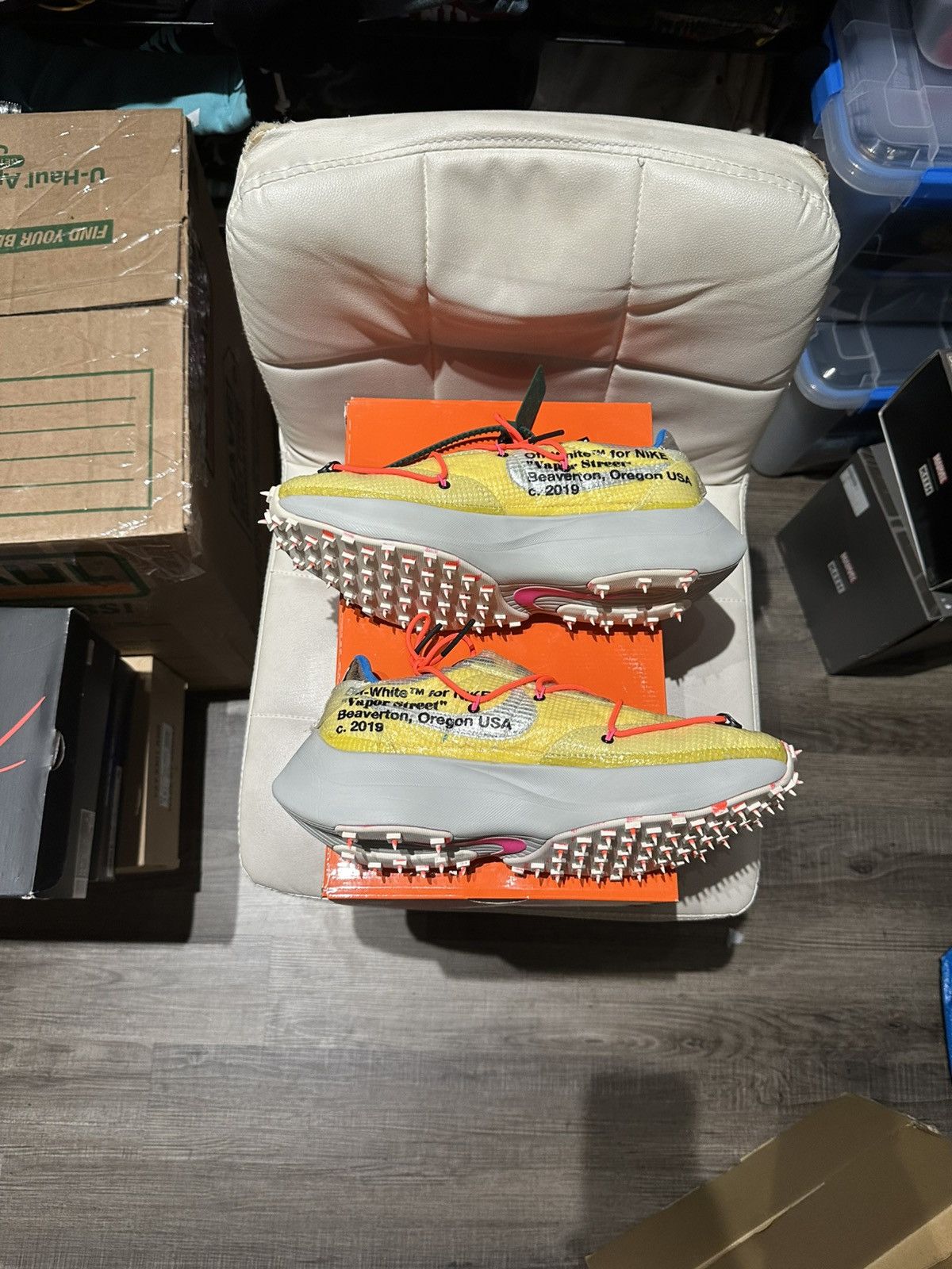 Nike OffWhite Yellow Vapor Street CD8178-700 13.5 WMN 12 men used Size US 12 / EU 45 - 2 Thumbnail