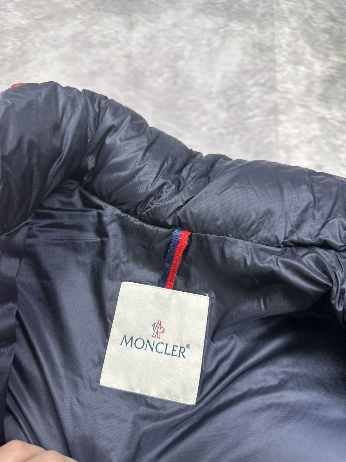 Moncler Moncler Down Jacket luxury puffer Italy grange giubott patch Size US S / EU 44-46 / 1 - 20 Thumbnail