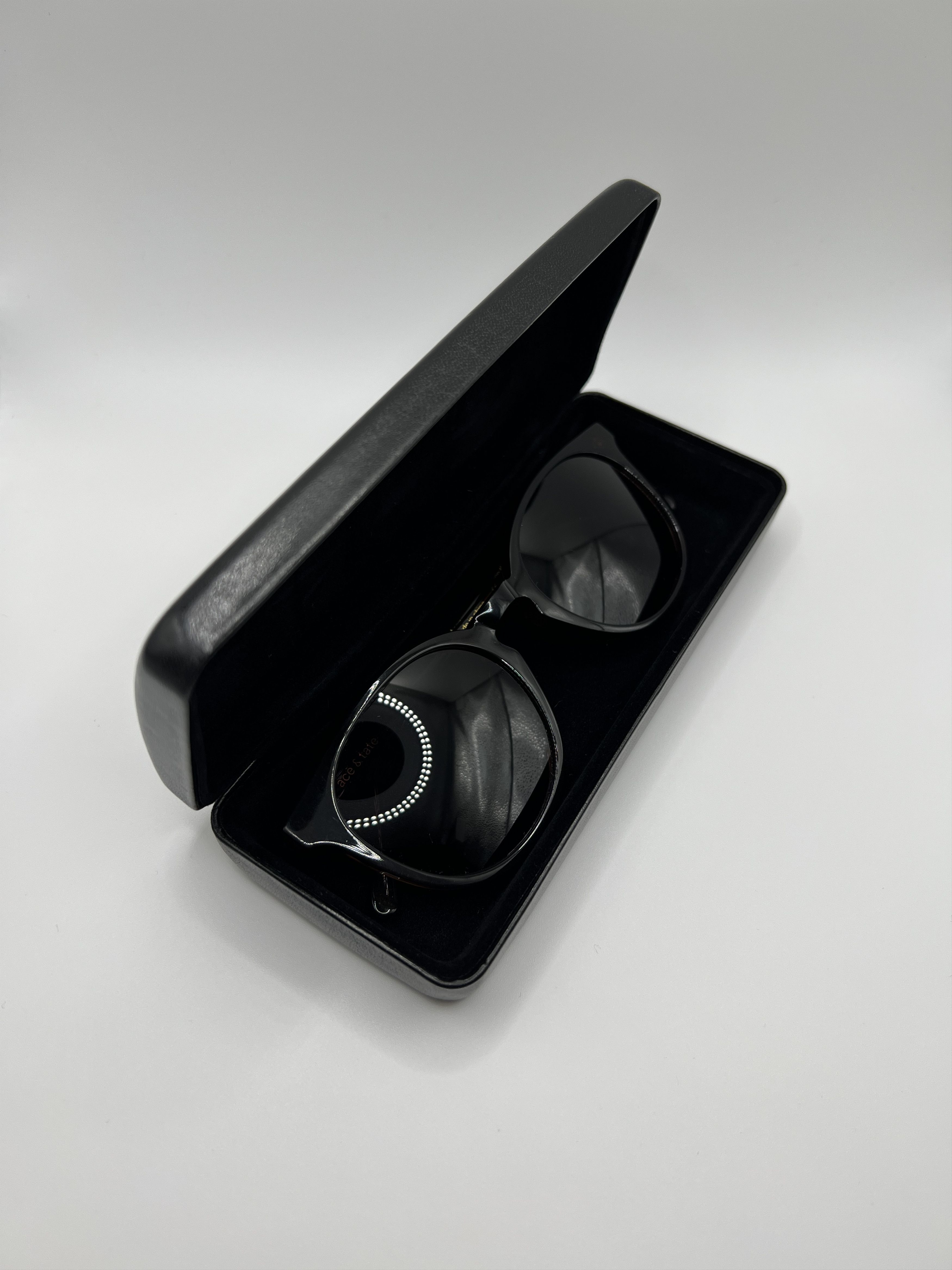 Ace & Tate Ace & Tate Miles Large “On the Rocks” Unisex Sunglasses Size ONE SIZE - 5 Thumbnail