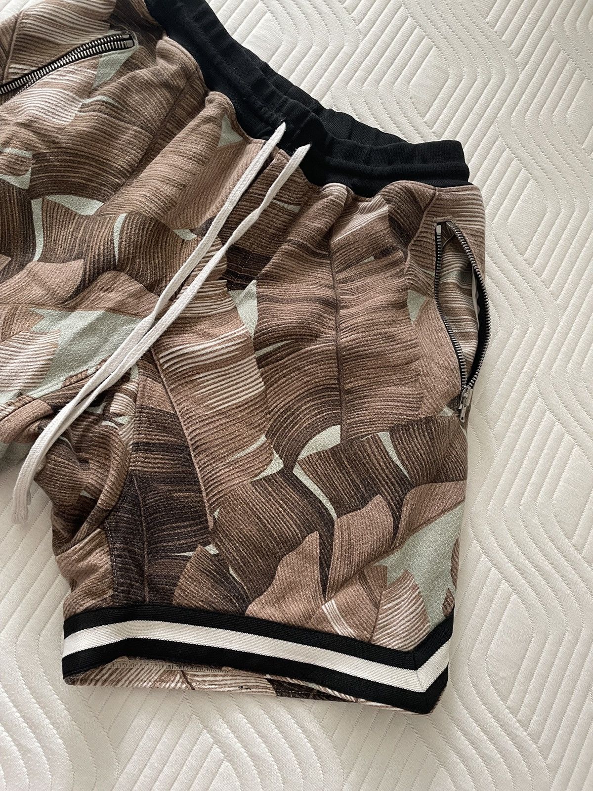 Fear of God × Jungle Gurl Fear of God X JungleGurl 5TH Floral Drop Shorts Size US 32 / EU 48 - 3 Thumbnail