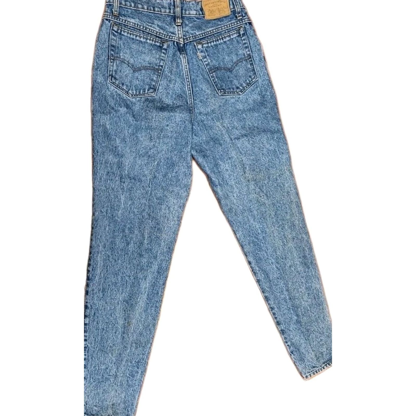 Vintage VINTAGE Levis 900 Series Jeans Junior Hi Rise Women Size 11 28x31 90s Mom Blue Faded Light Denim Classic USA Womens leggings? Size 32" / US 10 / IT 46 - 2 Thumbnail