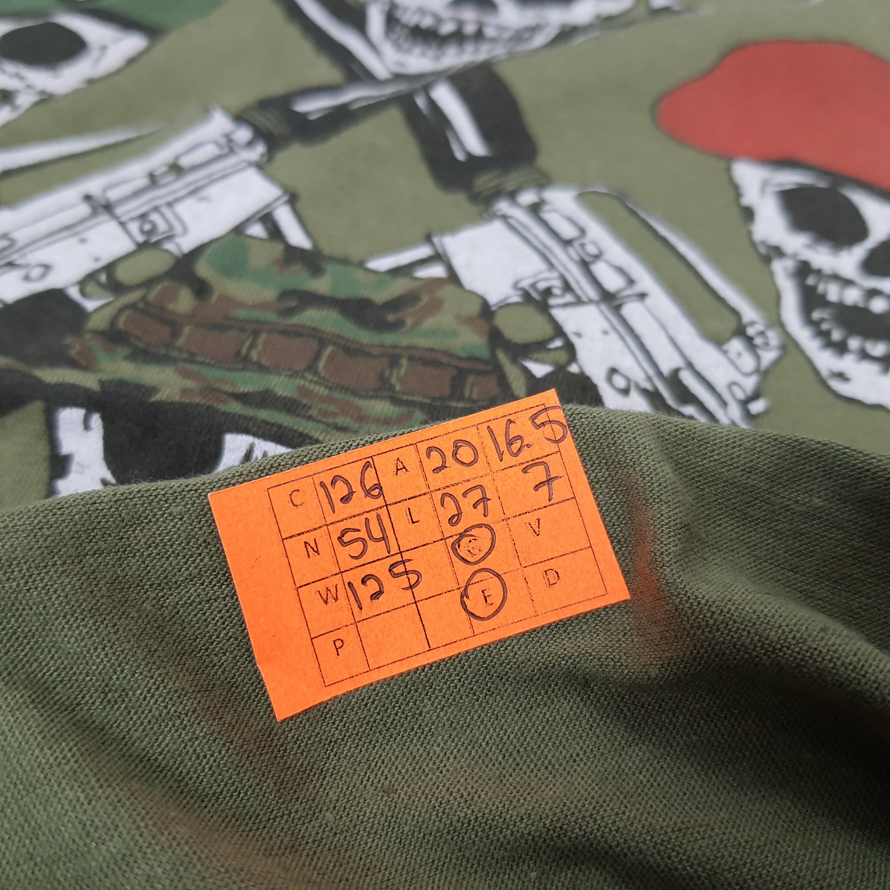 Vintage Vintage Vietnam Good Soldiers Gutless Politicians T-shirt Size US M / EU 48-50 / 2 - 6 Thumbnail