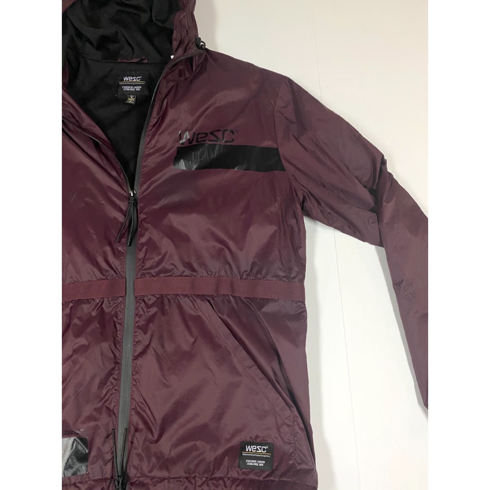WeSC WESC Jacket Mens M Purple Camouflage Full Zip Windbreaker Lightweight Casual Army Basketball Style Red Logo Polyester Windbreaker Mid-Length 90s? Size US M / EU 48-50 / 2 - 2 Thumbnail