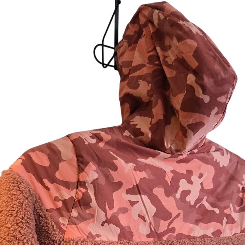 Other Outdoor Nation Sherpa Hoodie – Women’s Small Pink Camo NWT Size S / US 4 / IT 40 - 8 Thumbnail