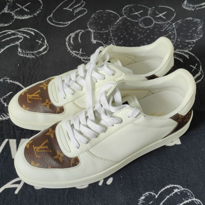 Louis Vuitton Louis Vuitton Rivoli Low-Top Sneakers for Men 0079 Size US 9.5 / EU 42-43 - 1 Thumbnail