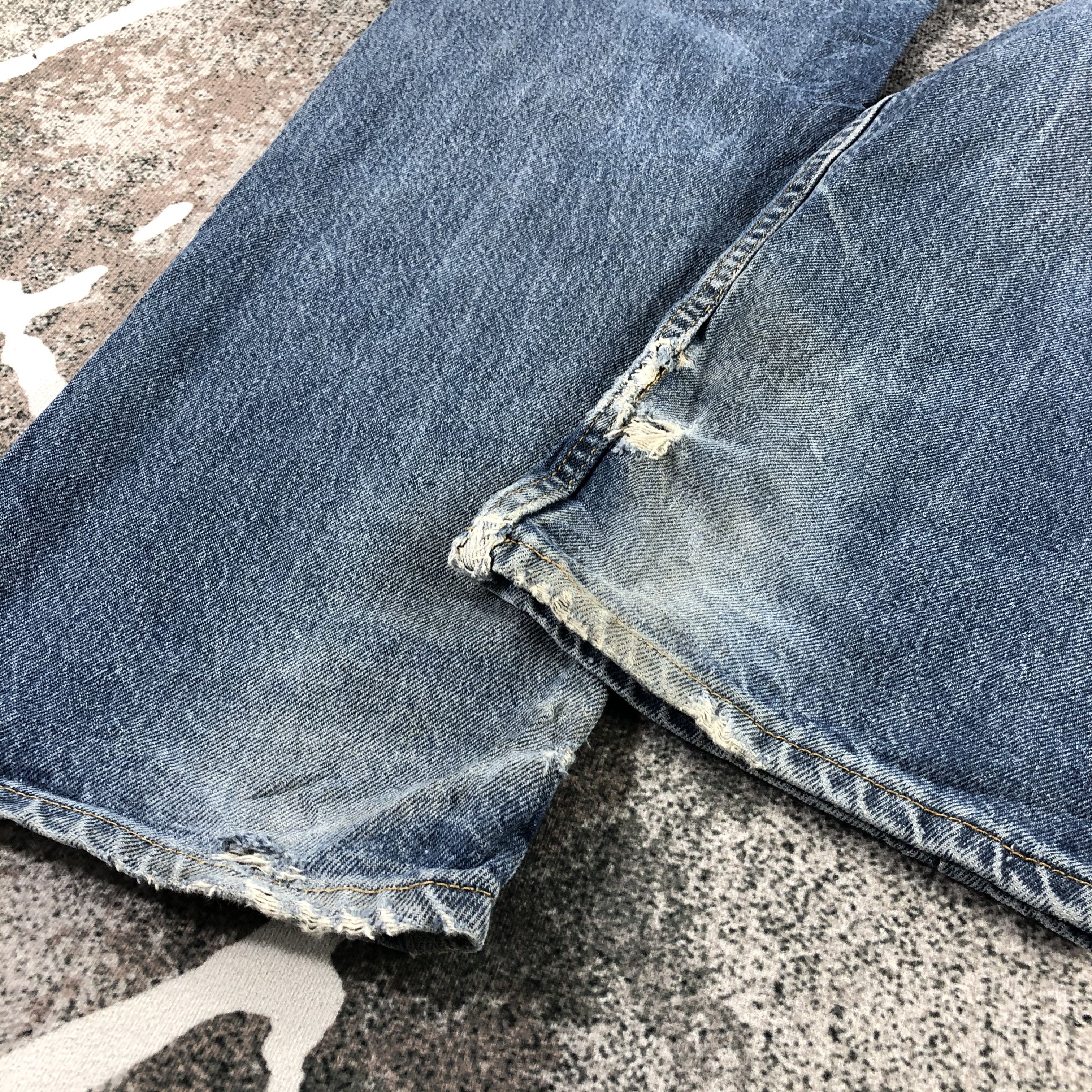 Levi's Vintage Levis 505 Jeans Distressed Denim KJ1377 Size US 36 / EU 52 - 6 Thumbnail