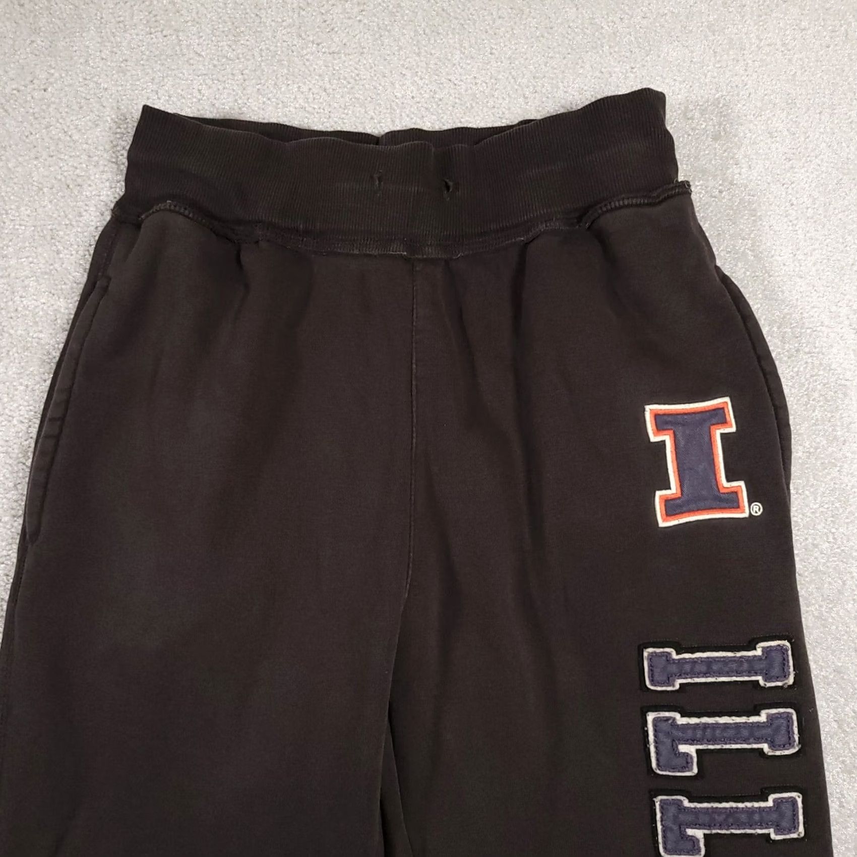 Vintage Colosseum Sweatpants Unisex Adults Small Illinois Fighting Illini Gray Pockets Logo Sweatpants Size US 29 - 3 Thumbnail
