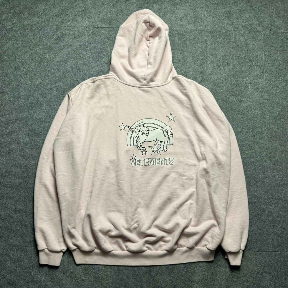 Vetements Vetements - Limited Edition 2018 Pink Unicorn Hoodie Size US M / EU 48-50 / 2 - 3 Thumbnail