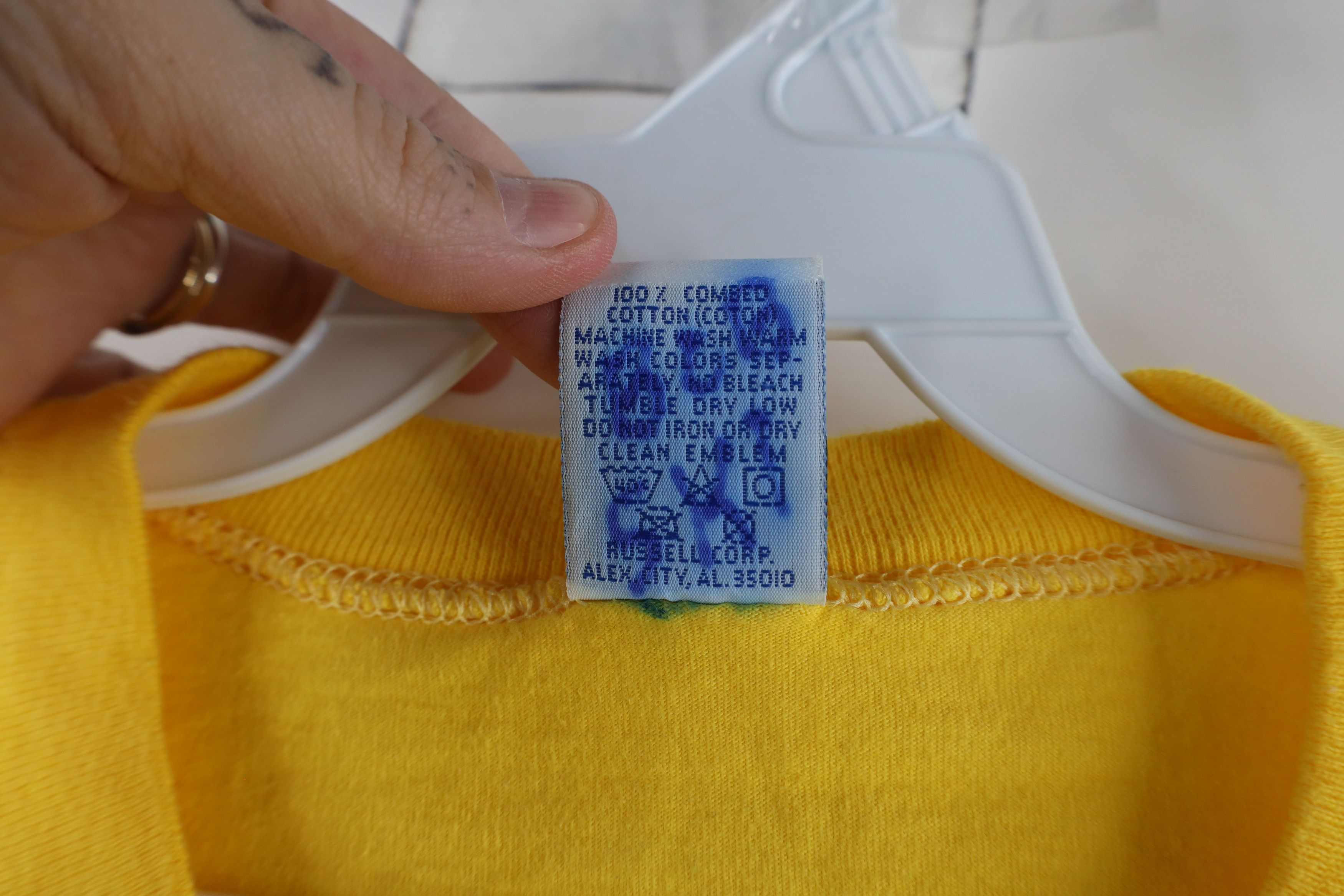 Russell Athletic × Vintage Vintage 90s Russell Athletic Blank Cotton Pocket T-Shirt USA Size US XL / EU 56 / 4 - 9 Thumbnail