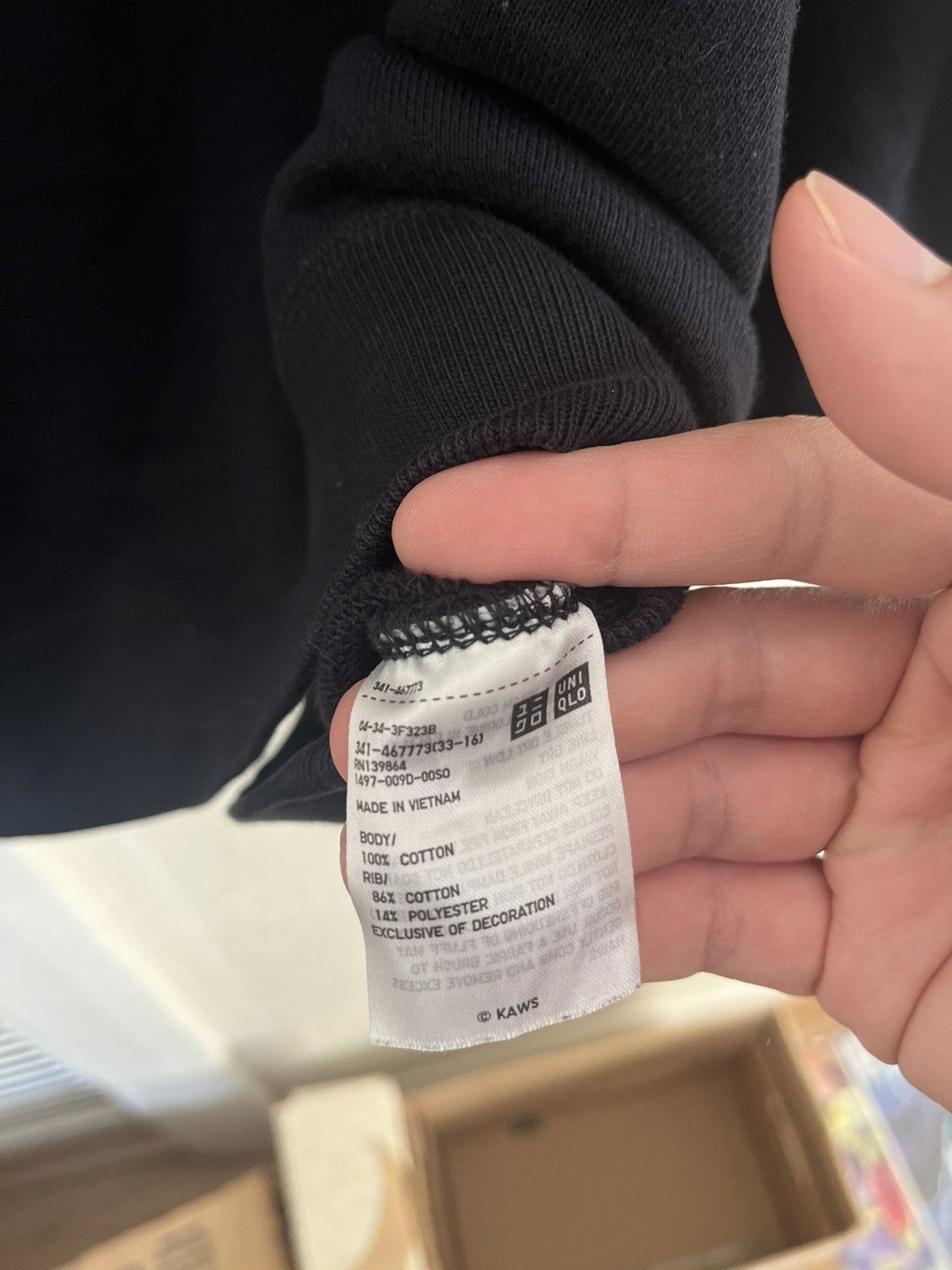 Kaws × Uniqlo Kaws x Uniqlo Sweater 3XL Size US XXL / EU 58 / 5 - 5 Thumbnail