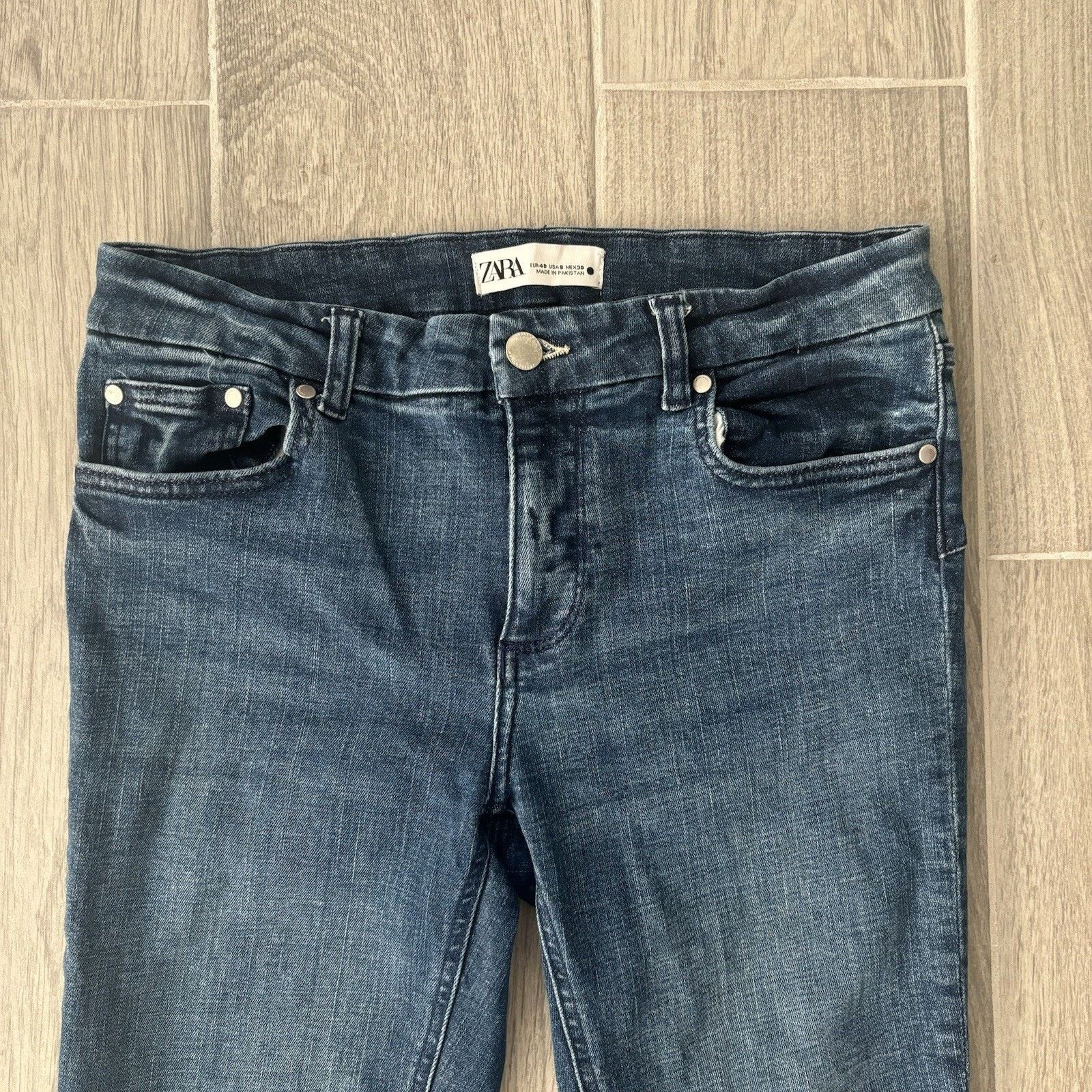 Zara Zara Women’s Sz. 8 Mid Rise Slim Fit Medium Wash Jeans Size 30" / US 8 / IT 44 - 2 Thumbnail