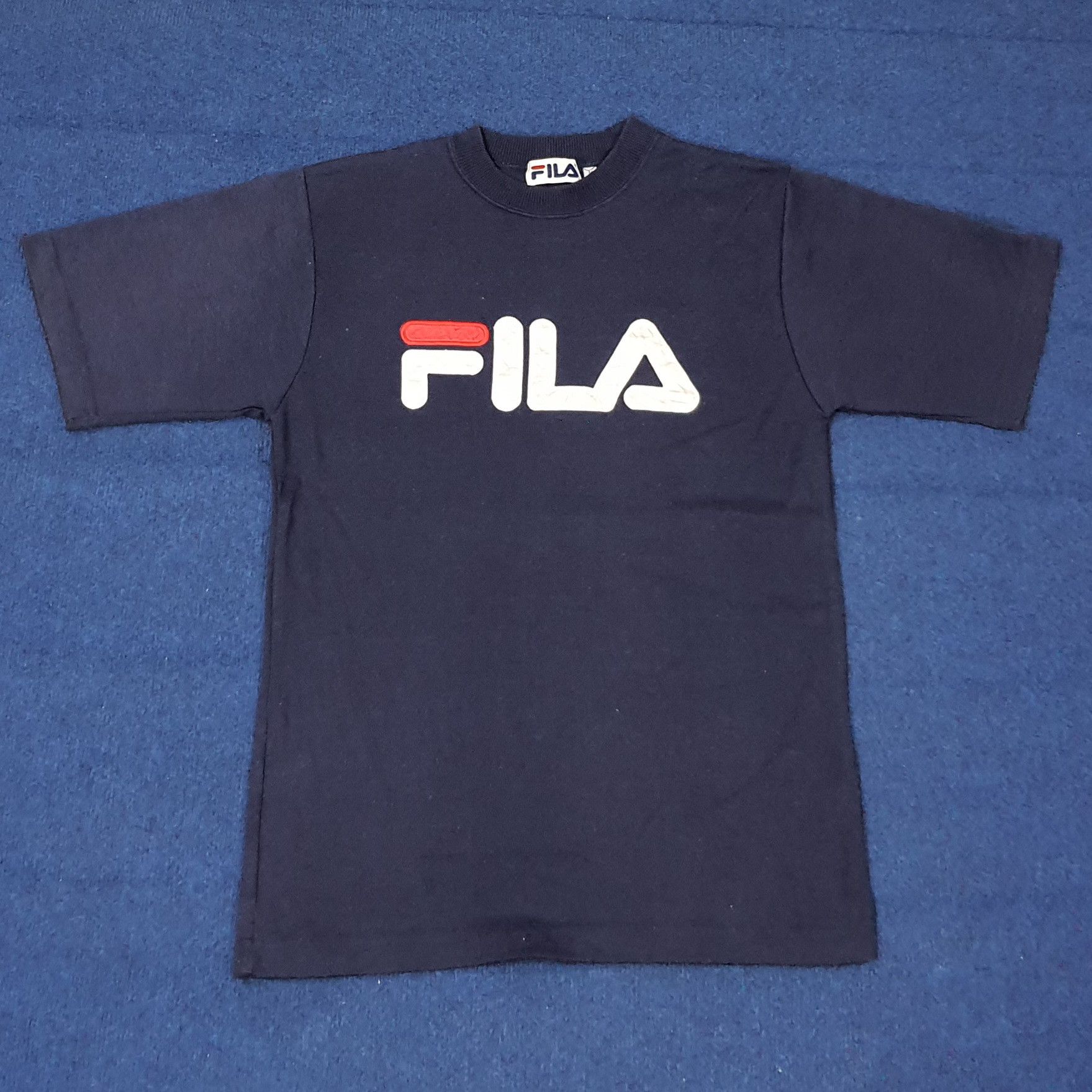 Fila Vintage FILA Big Logo Tshirt C261N19 Size US M / EU 48-50 / 2 - 1 Thumbnail