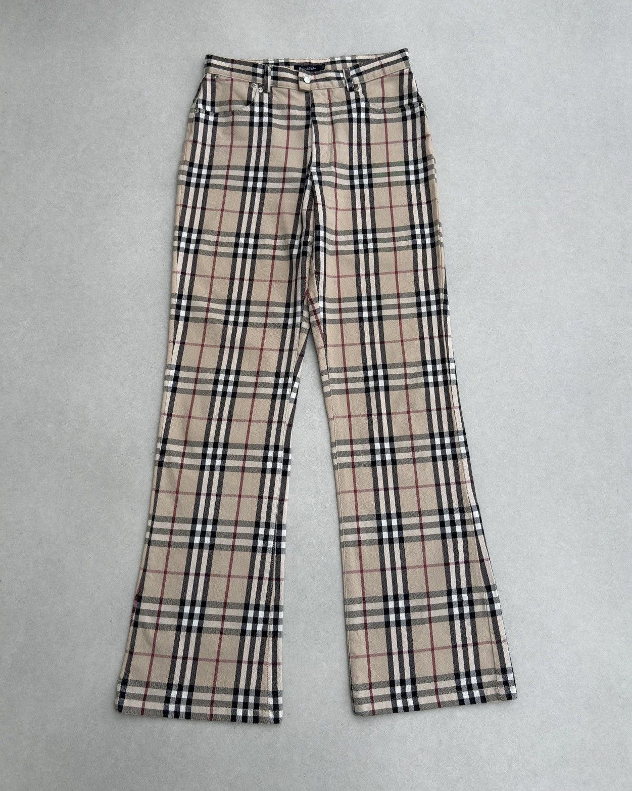 Burberry 2000’s Burberry Nova Check Logo Monogram Flared Jeans Size 28" / US 6 / IT 42 - 1 Thumbnail