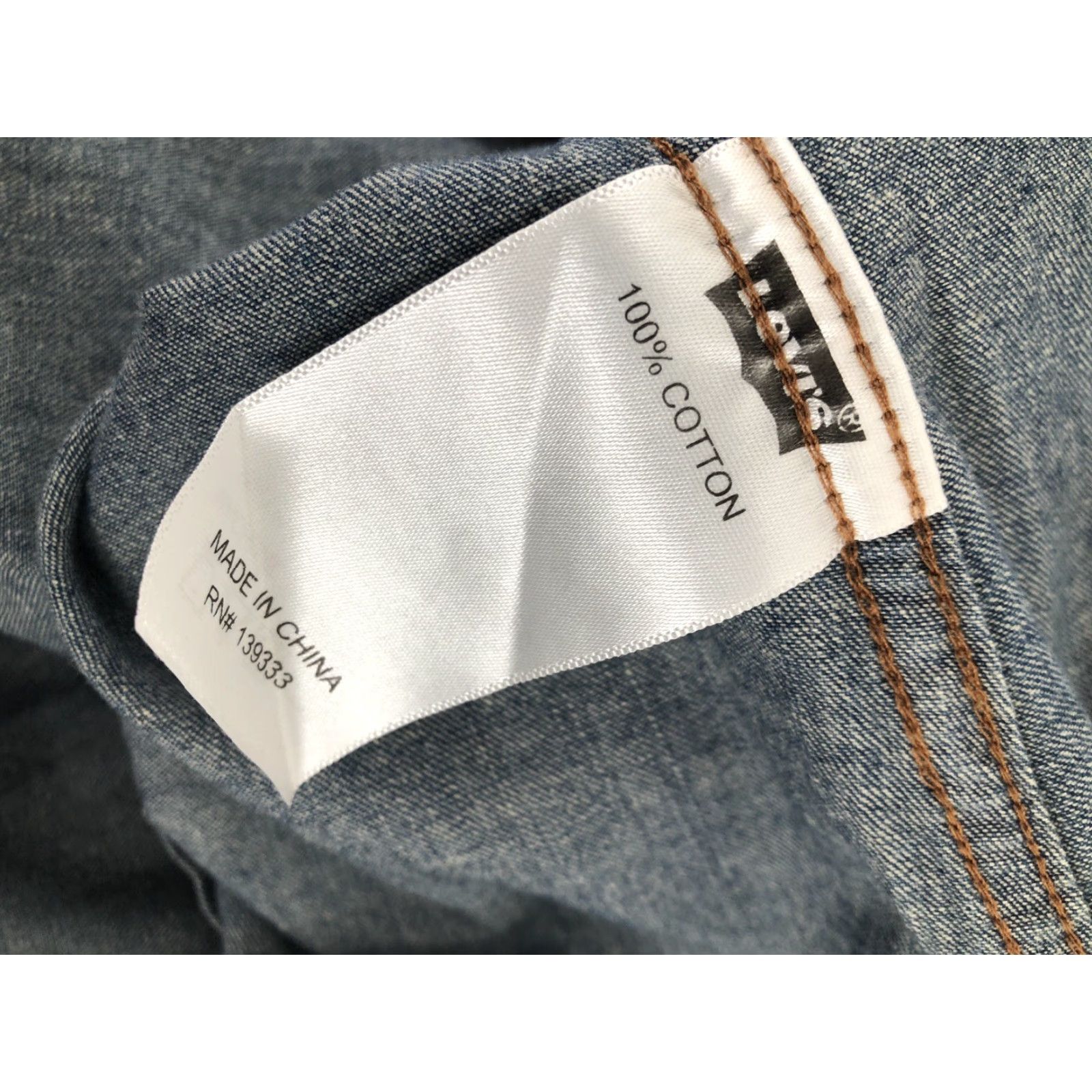 Denime LEVI STRAUSS - NEW w TAG - Denim Pearl Snap Shirt Womens Lg Blue Western Shirt Size L / US 10 / IT 46 - 6 Thumbnail