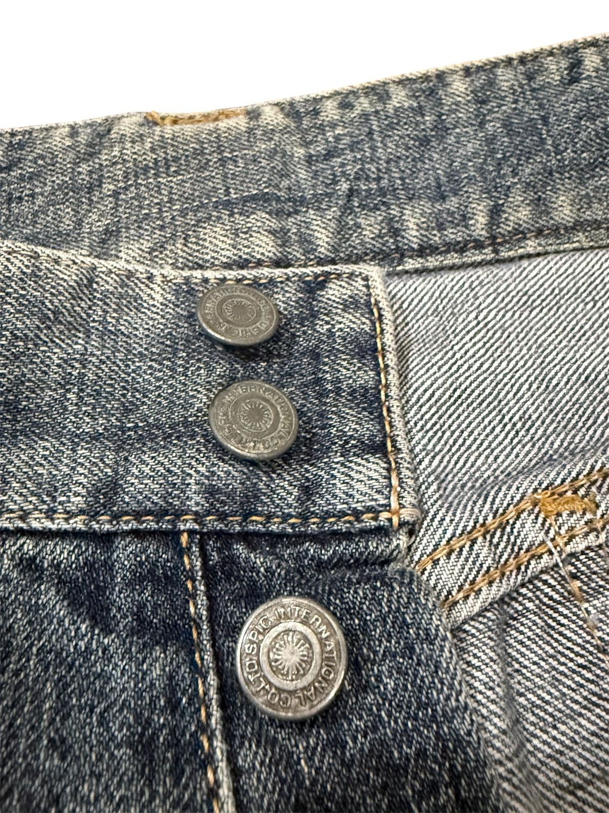 Tornado Mart TORNADO MART FLARED DISTRESSED BOOTCUTJEANS Size US 31 - 11 Thumbnail