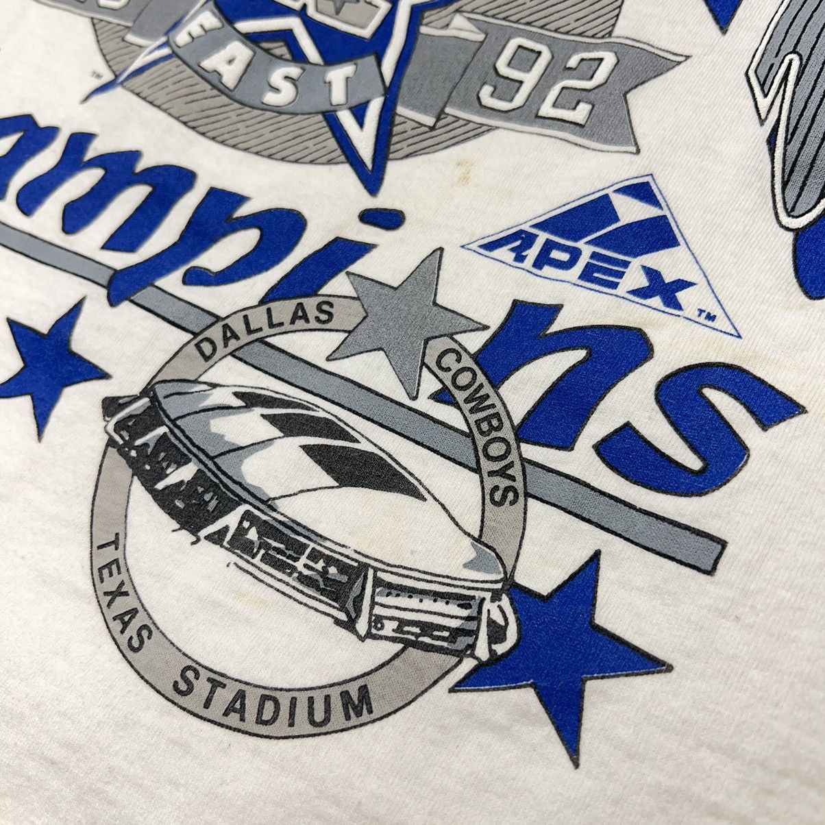 Apex One × Vintage VTG Dallas Cowboys Tee Shirt White Champions 90s NFL Size US L / EU 52-54 / 3 - 4 Thumbnail