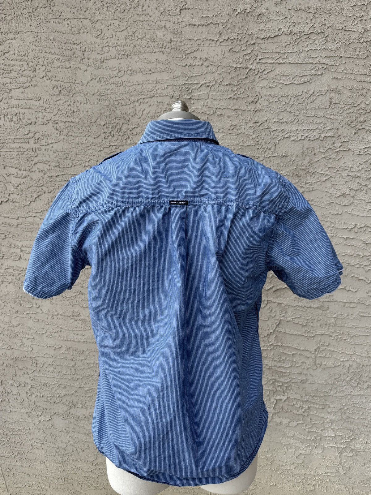 Point Zero POINT ZERO “BLUE PINSTRIPE” SHORT SLEEVE BUTTON UP Size US L / EU 52-54 / 3 - 6 Thumbnail