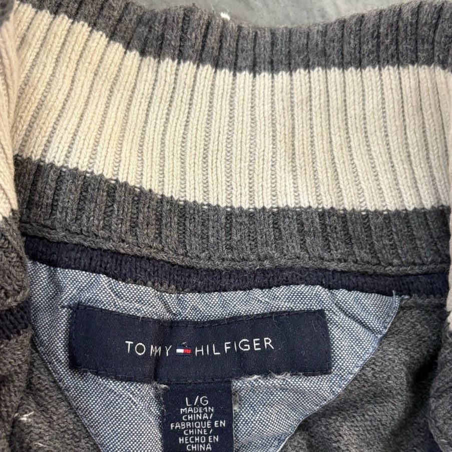Tommy Hilfiger Tommy Hilfiger Sweater Size Large Gray Size US L / EU 52-54 / 3 - 3 Thumbnail