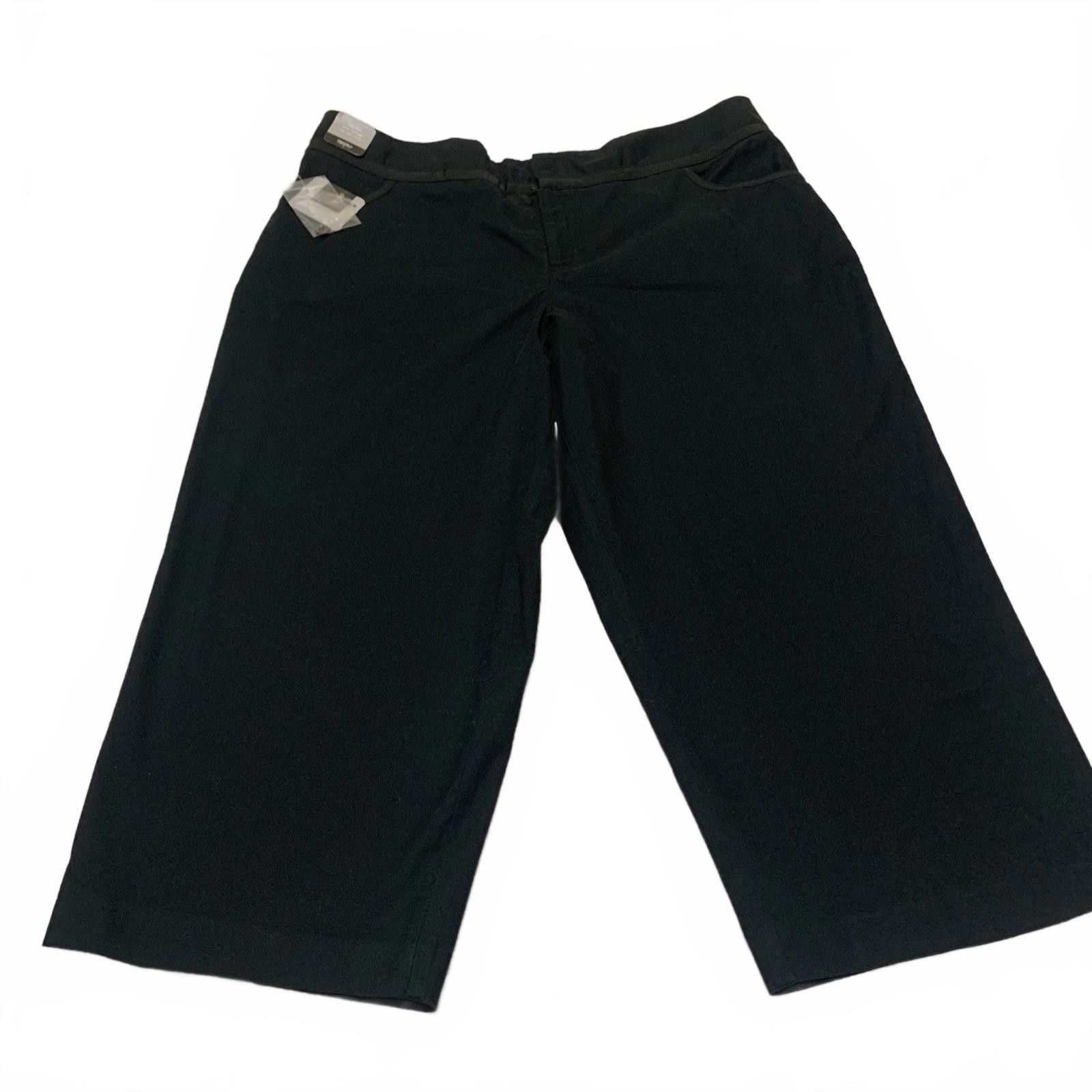 Mossimo Mossimo Women's Size 20W Black Cropped Wide-Leg Pants Size 42" / US 20 - 1 Thumbnail