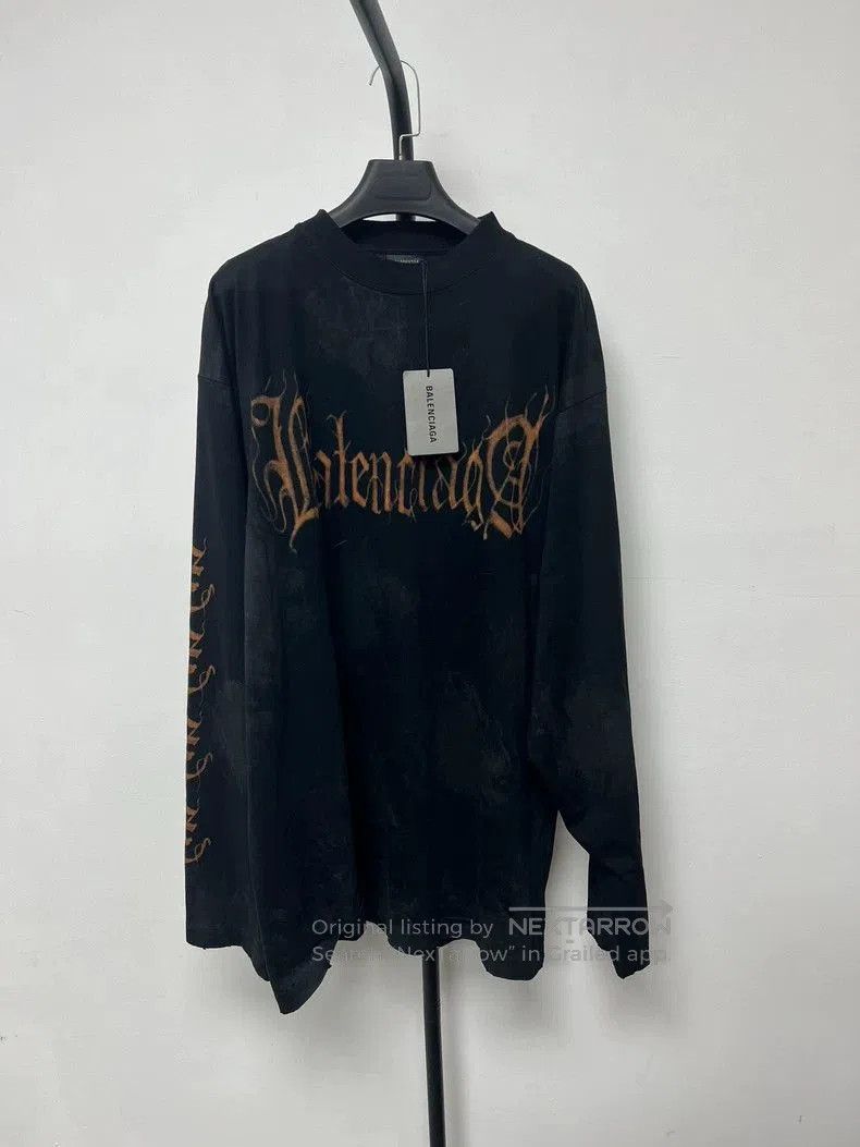 Balenciaga Balenciaga Sanskrit Logo Long Sleeve. Size US M / EU 48-50 / 2 - 1 Thumbnail
