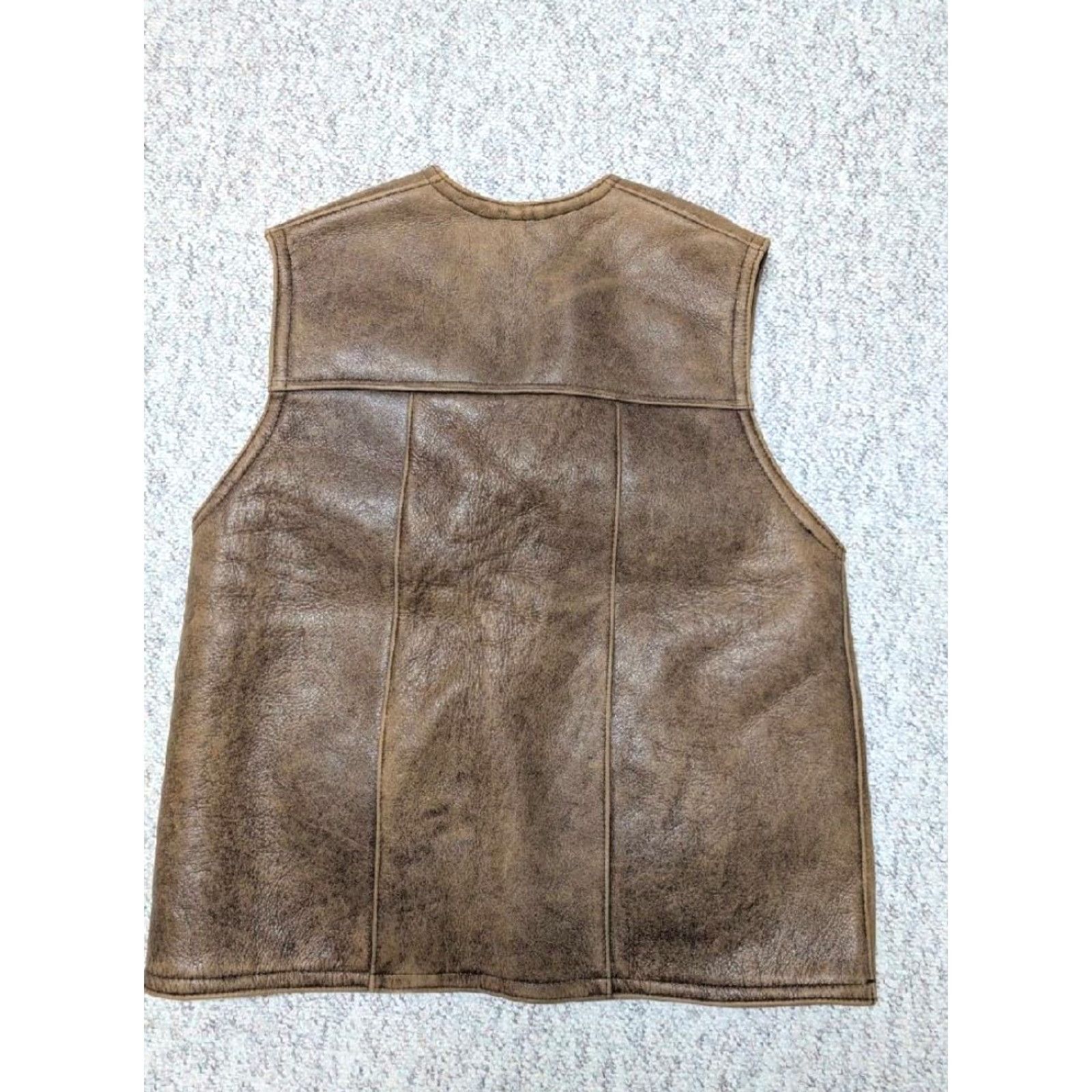 Vintage VINTAGE shearling vest Mens L 44 Brown leather Shearling Wool Handcrafted Sheepskin Vest Size US L / EU 52-54 / 3 - 3 Thumbnail