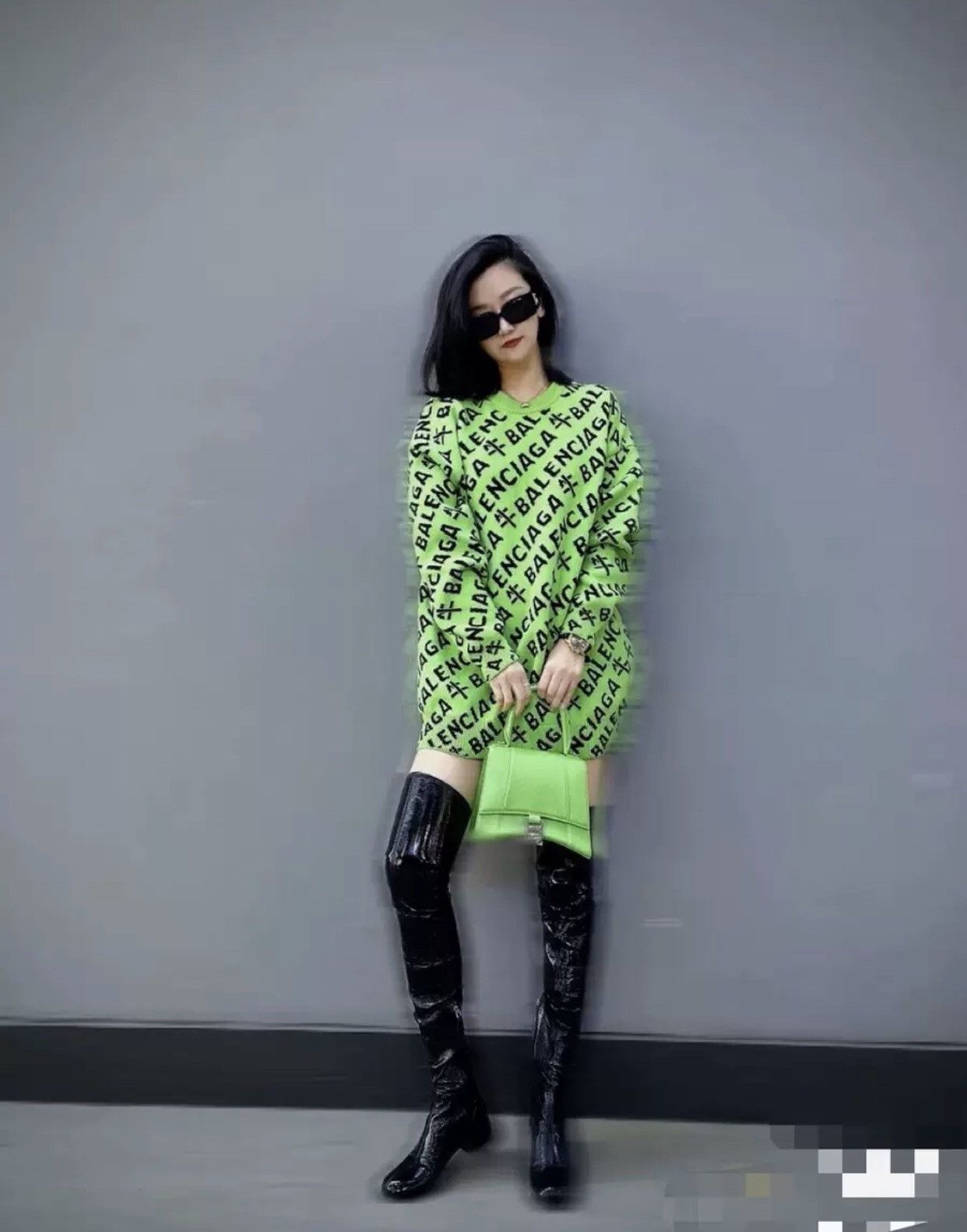 Balenciaga BALENCIAGA Year of the Ox Limited Green Full logo Sweater Size US XS / EU 42 / 0 - 4 Thumbnail