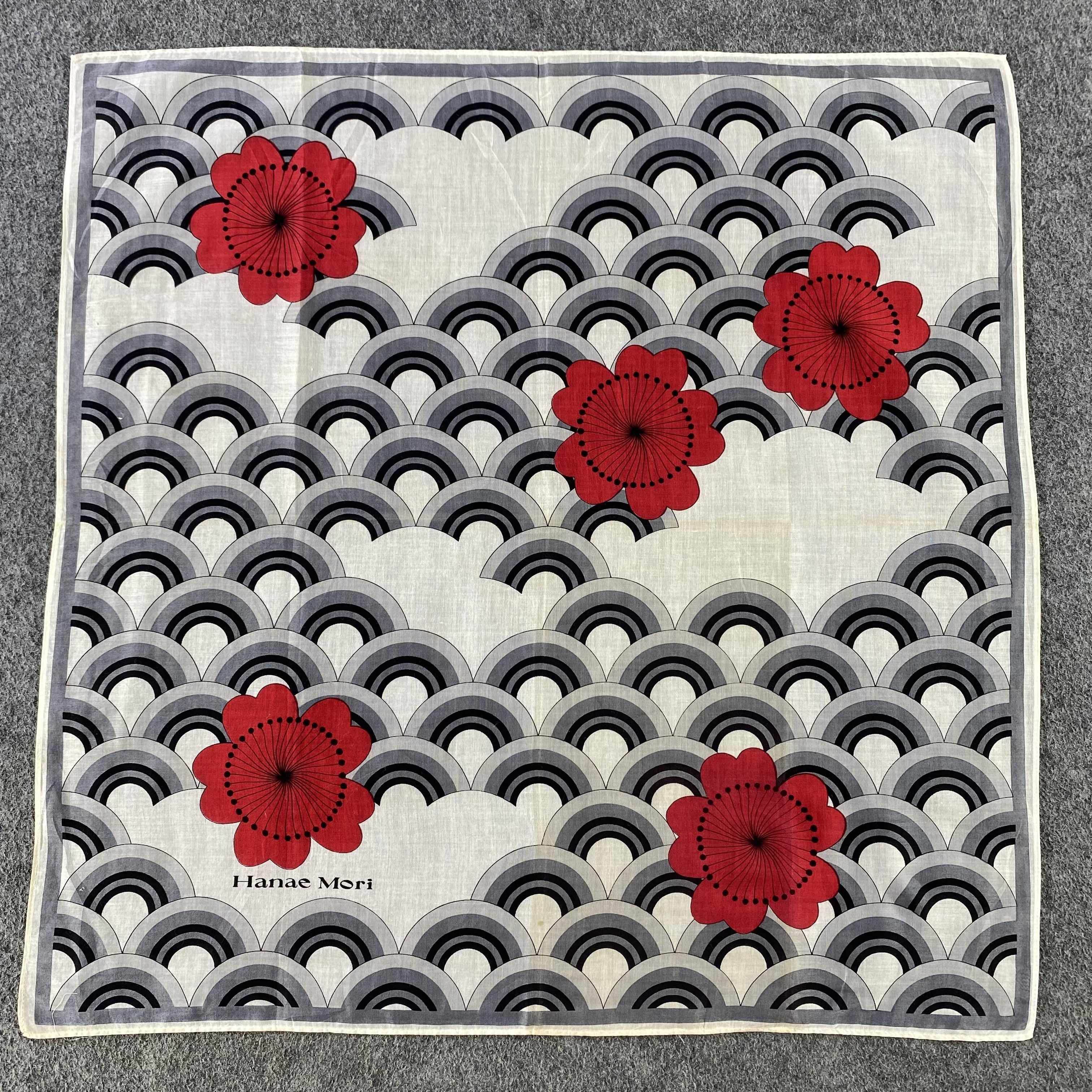 Hanae Mori Hanae Mori Handkerchief/Neckerchief/Bandana HC610 Size ONE SIZE - 1 Thumbnail