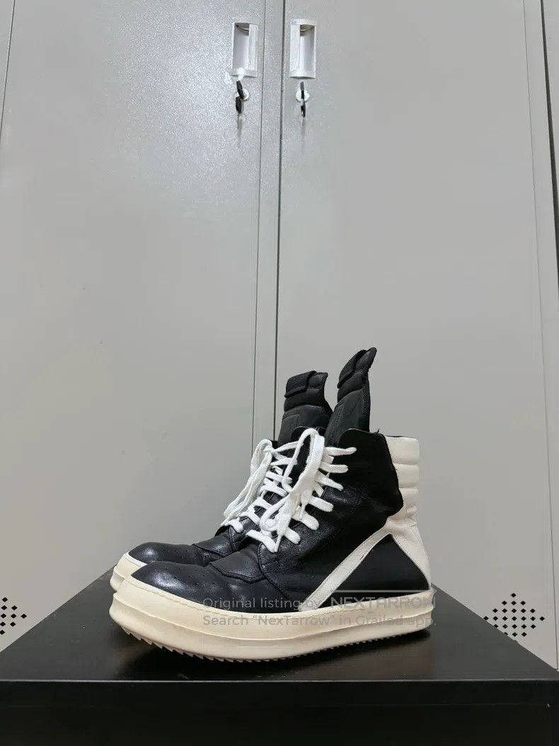 Rick Owens Rick Owens Black and white cowhide inverted triangle Size US 7 / EU 40 - 1 Thumbnail