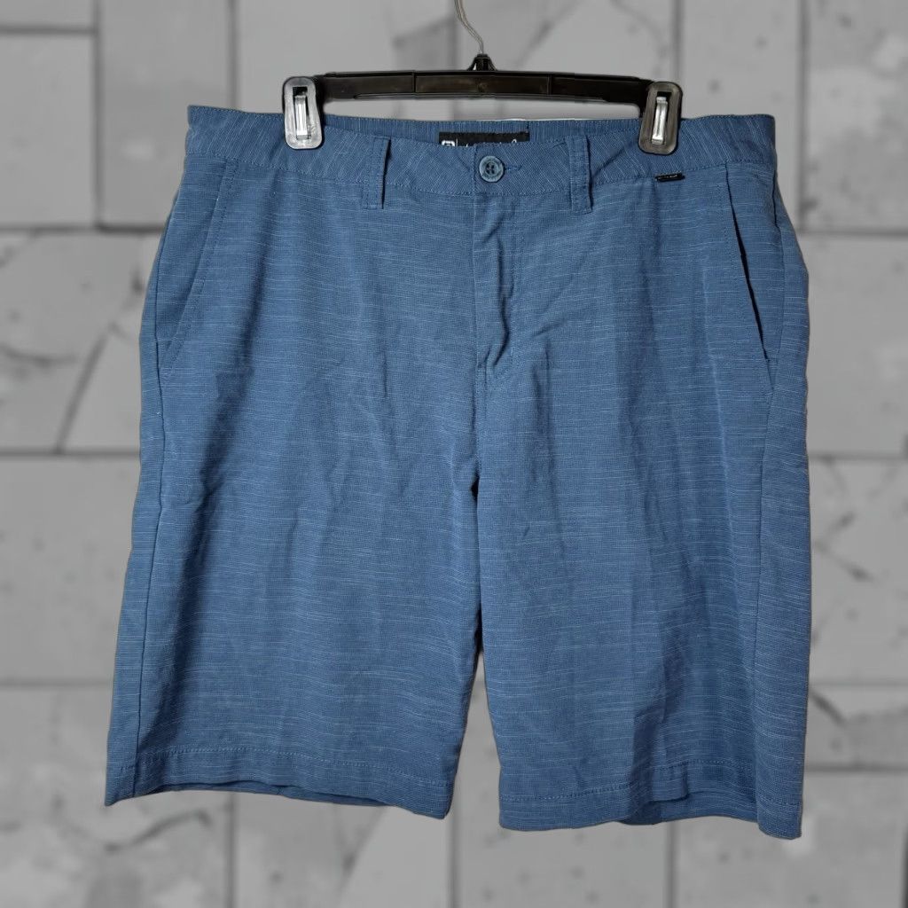 TravisMathew Travis Mathew Blue Polyester Blend Casual Shorts Mens Size 34 Size US 34 / EU 50 - 1 Thumbnail