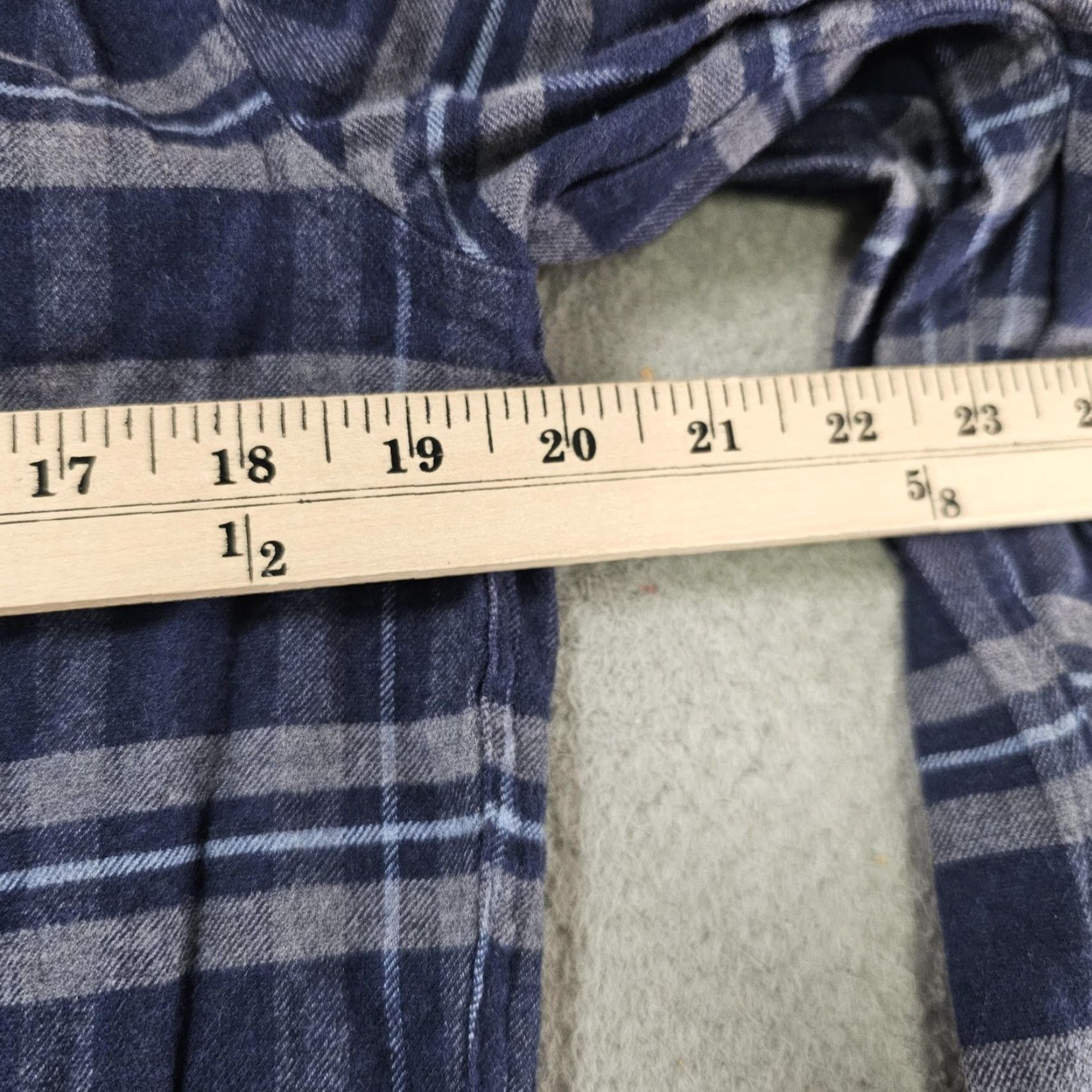 Nordstrom Nordstrom Men's Shop Shirt Navy Gray Stretch Flannel Plaid Button-Up Long Sleeve S Small Cotton Spandex Pocketed Size US S / EU 44-46 / 1 - 7 Thumbnail
