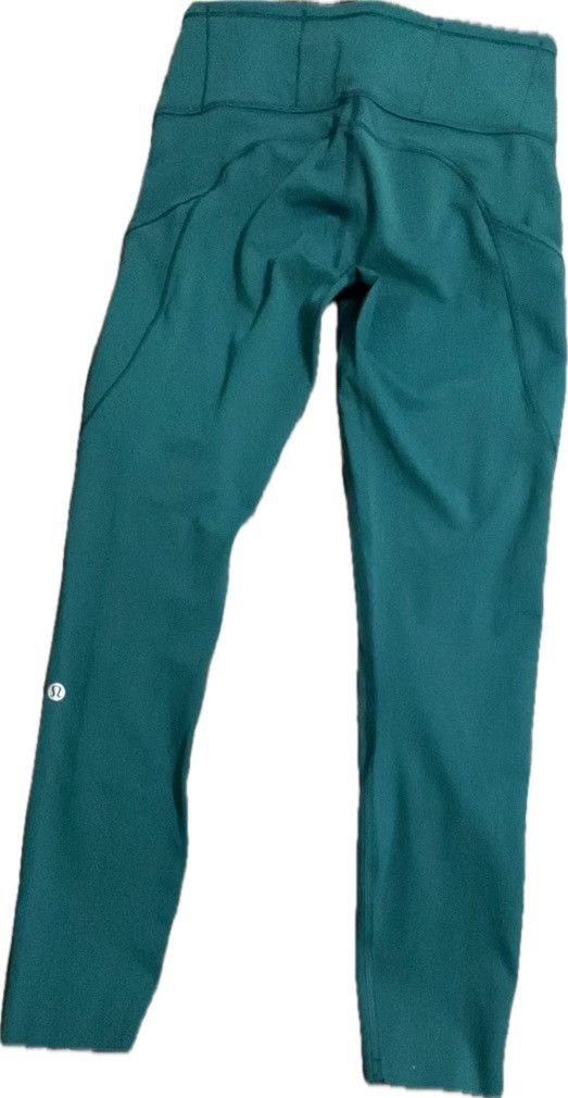 Lululemon Wunder train high rise crop with pockets Size 28" / US 6 / IT 42 - 2 Thumbnail