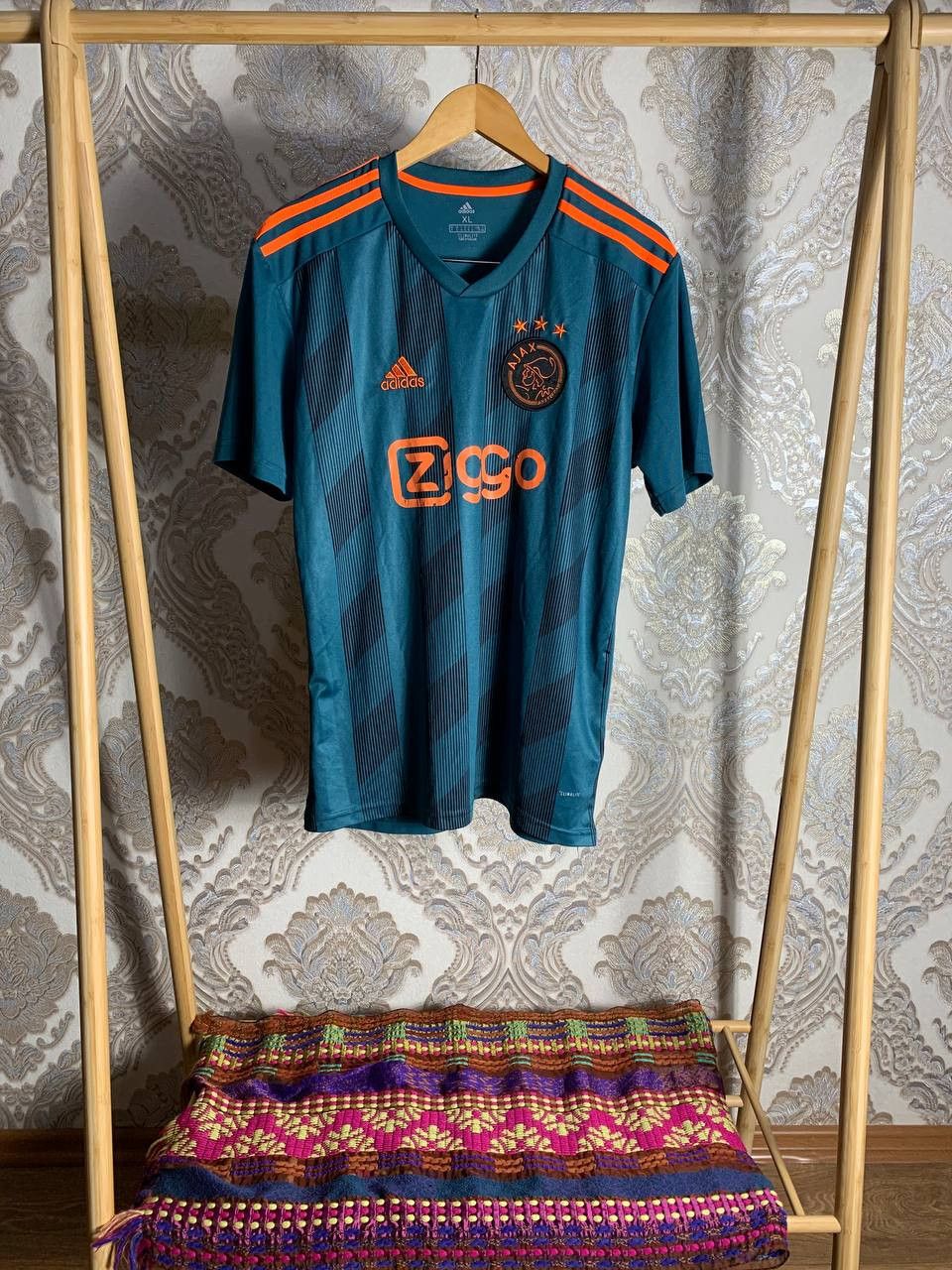 Adidas Vintage Adidas FC Ajax Netherlands Retro Soccer Jersey Y2K Size US XL / EU 56 / 4 - 1 Thumbnail