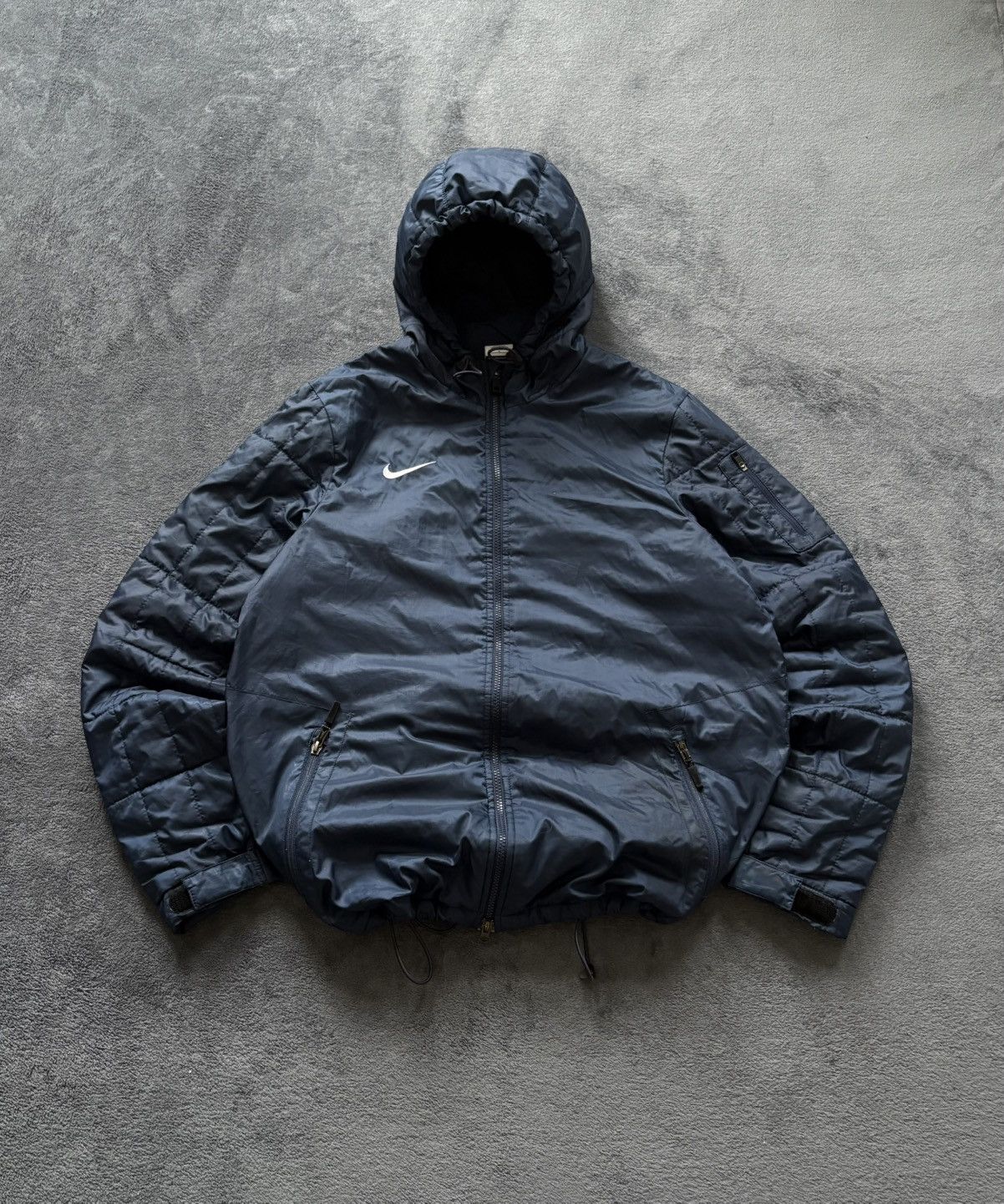 Nike 90s Nike Vintage Swoosh Logo Retro Outdoor Jacket Rare Size US L / EU 52-54 / 3 - 1 Thumbnail