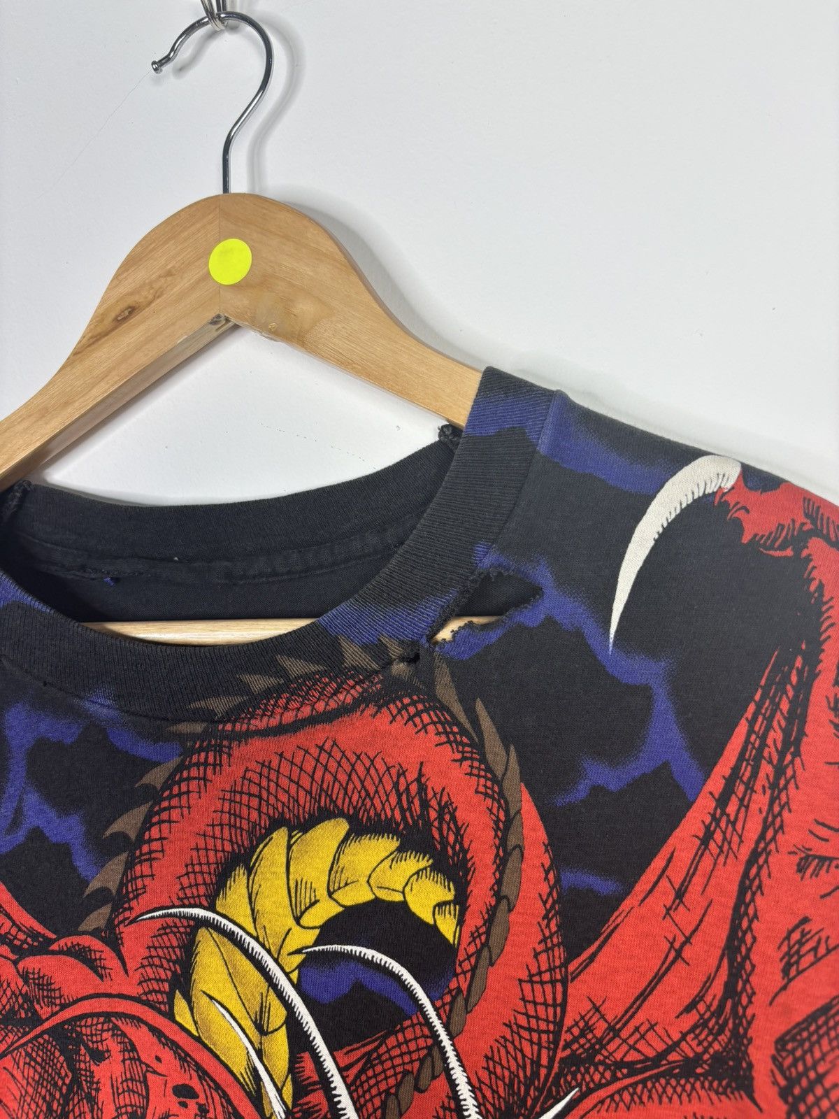 Liquid Blue Vintage distress 90’s Liquid blue Dragon wizard Size US L / EU 52-54 / 3 - 5 Thumbnail