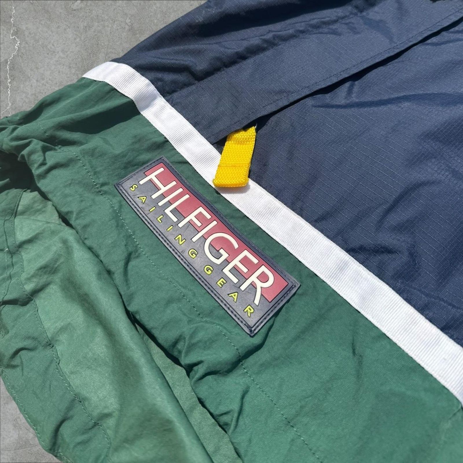 Tommy Hilfiger Vintage tommy hilfiger sailing Size US XL / EU 56 / 4 - 4 Thumbnail