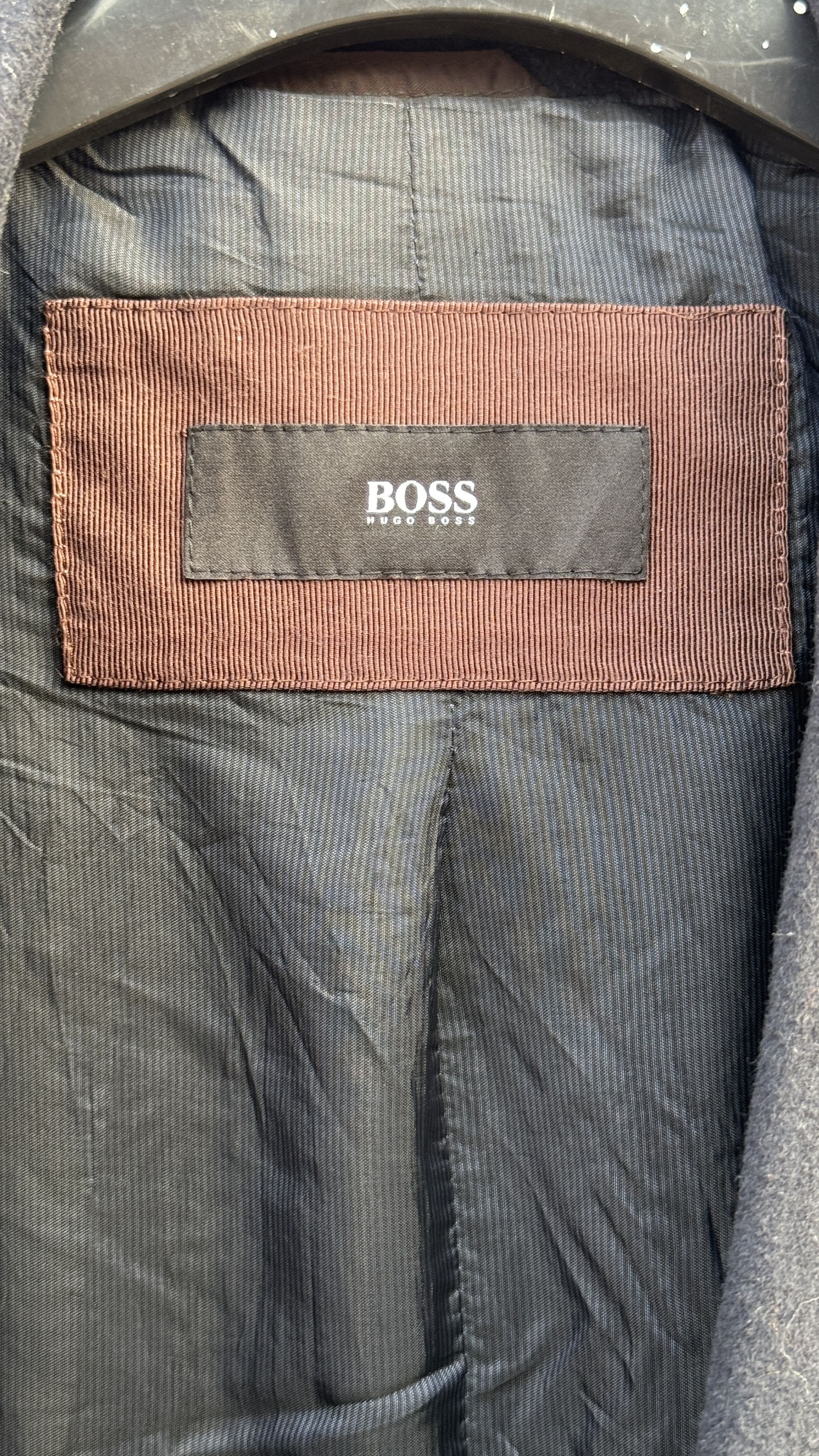 Hugo Boss 🔥 modern coat Hugoboss slim size 46R cashmere wool Size US L / EU 52-54 / 3 - 13 Thumbnail